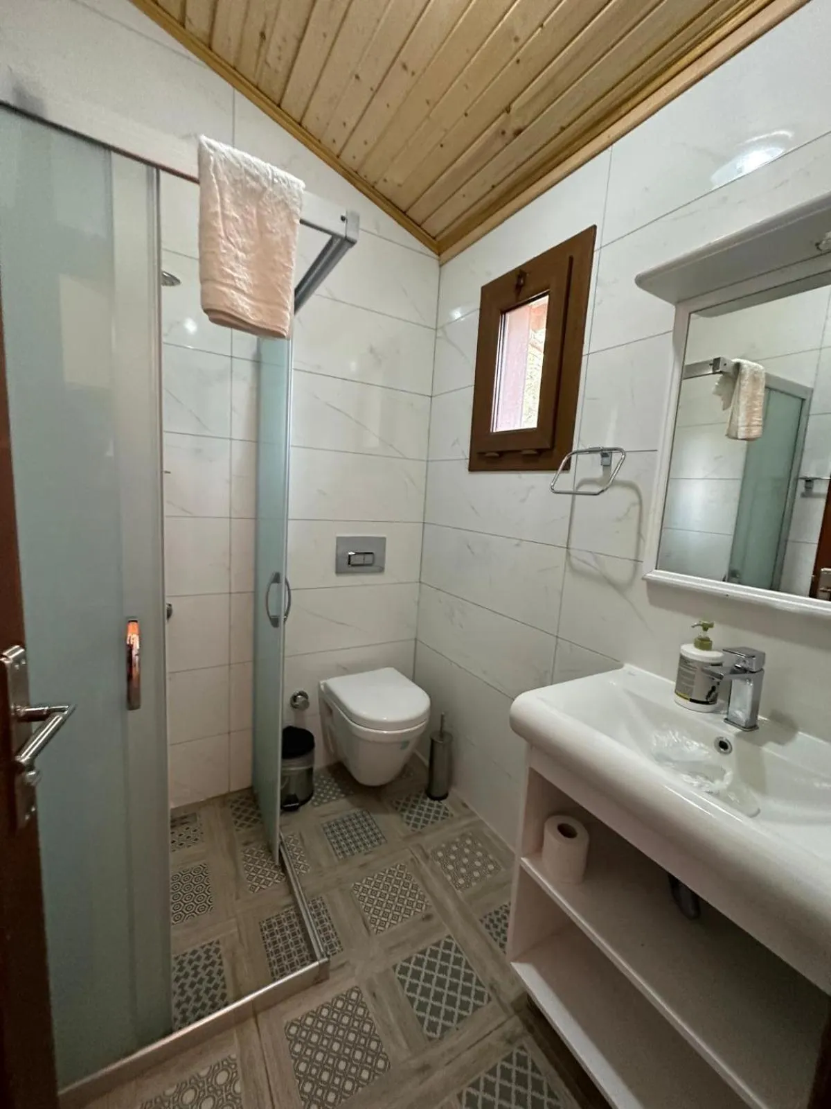 Bathroom in Elly's Home