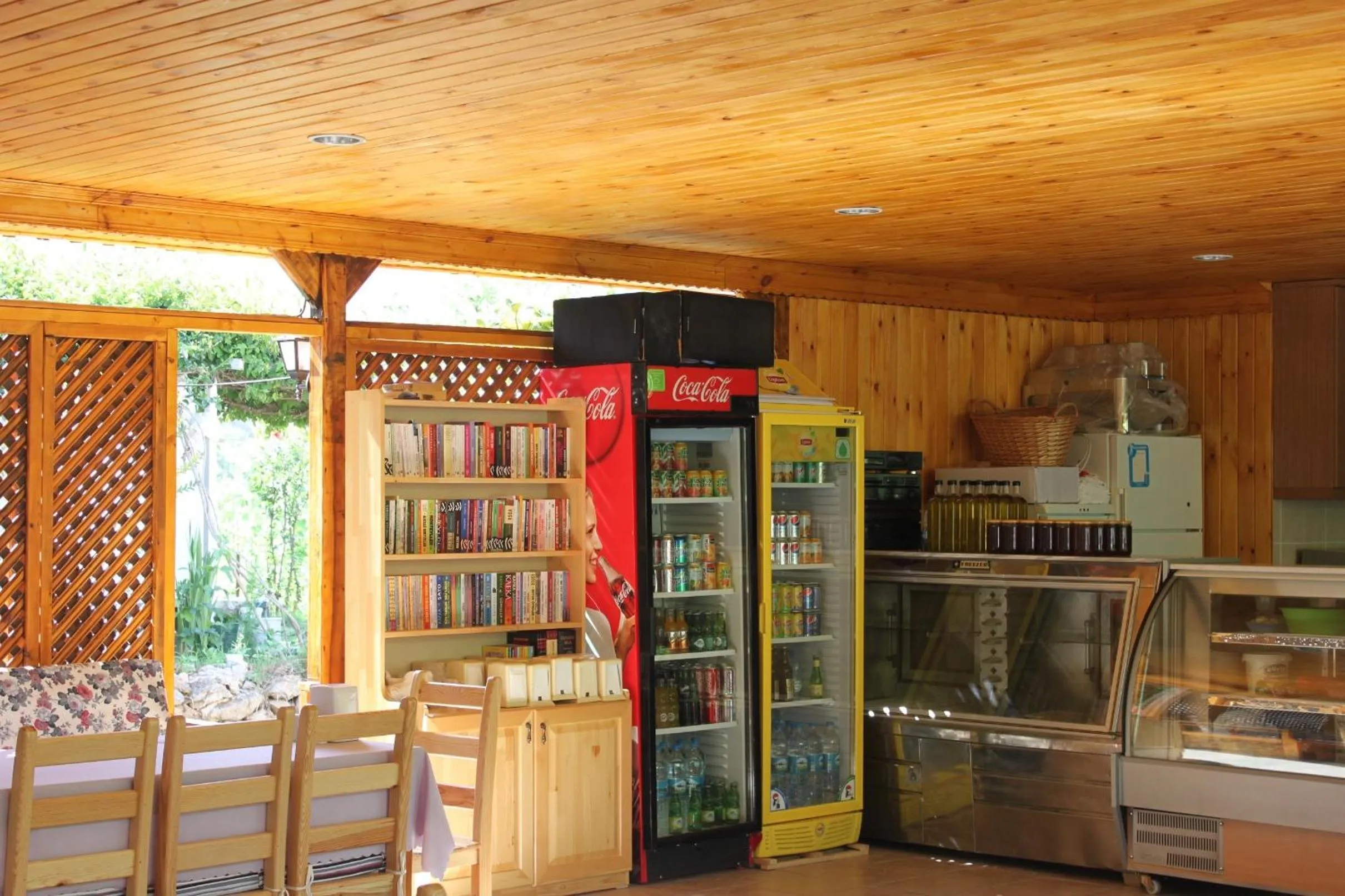 Food and drinks in Elly's Home