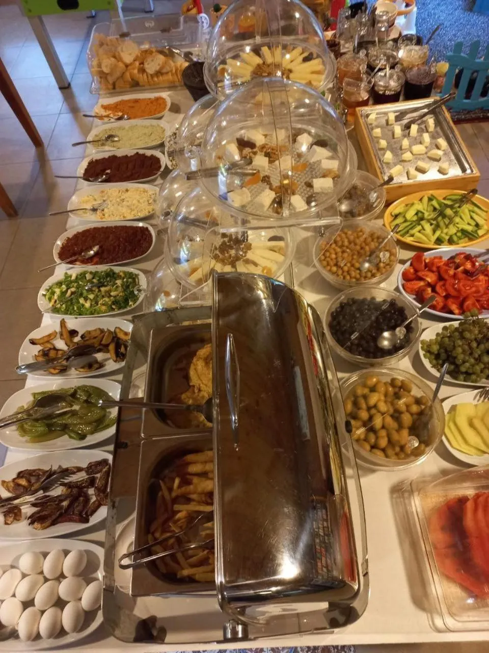 Buffet breakfast in Elly's Home