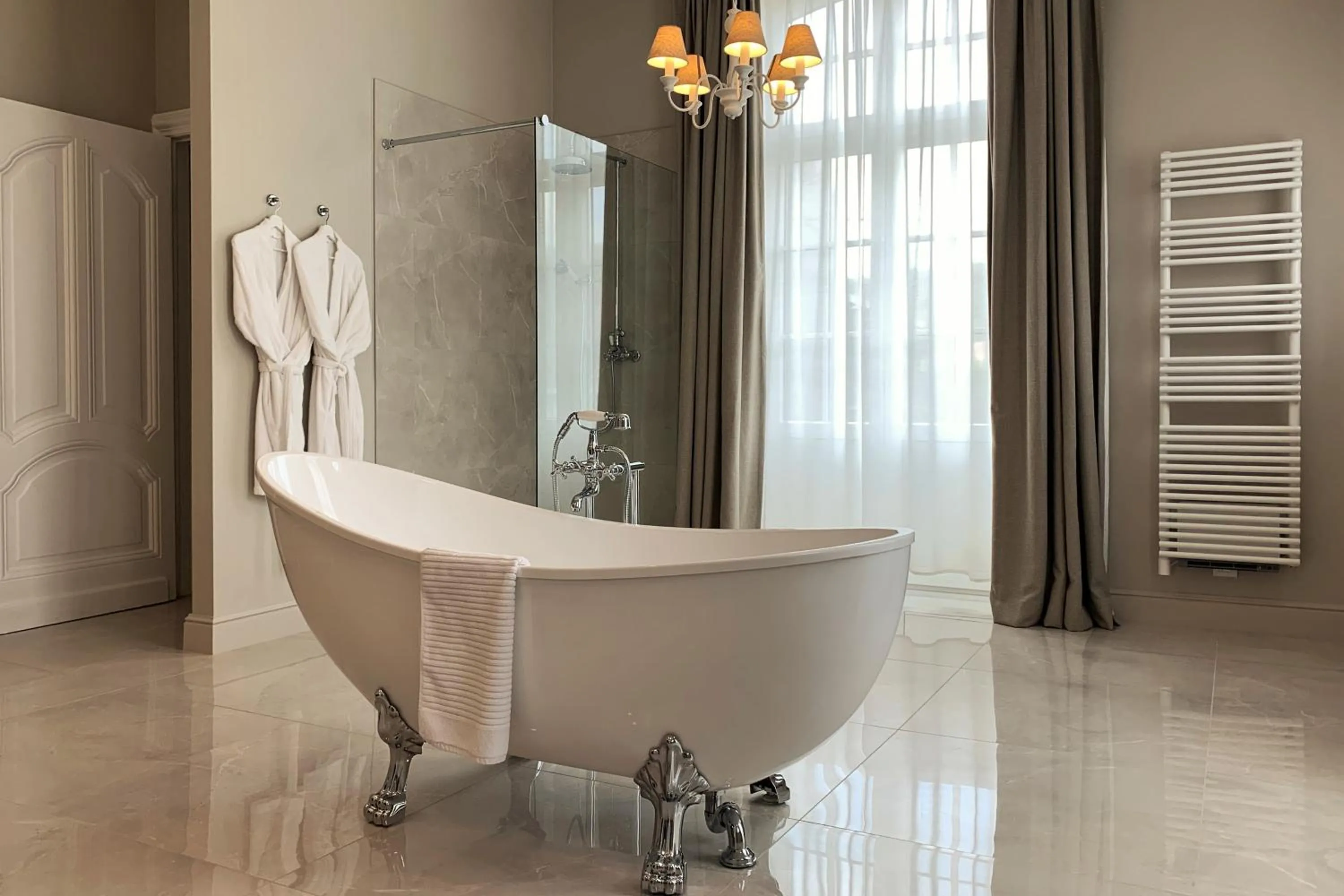 Bathroom in Villa de Noailles