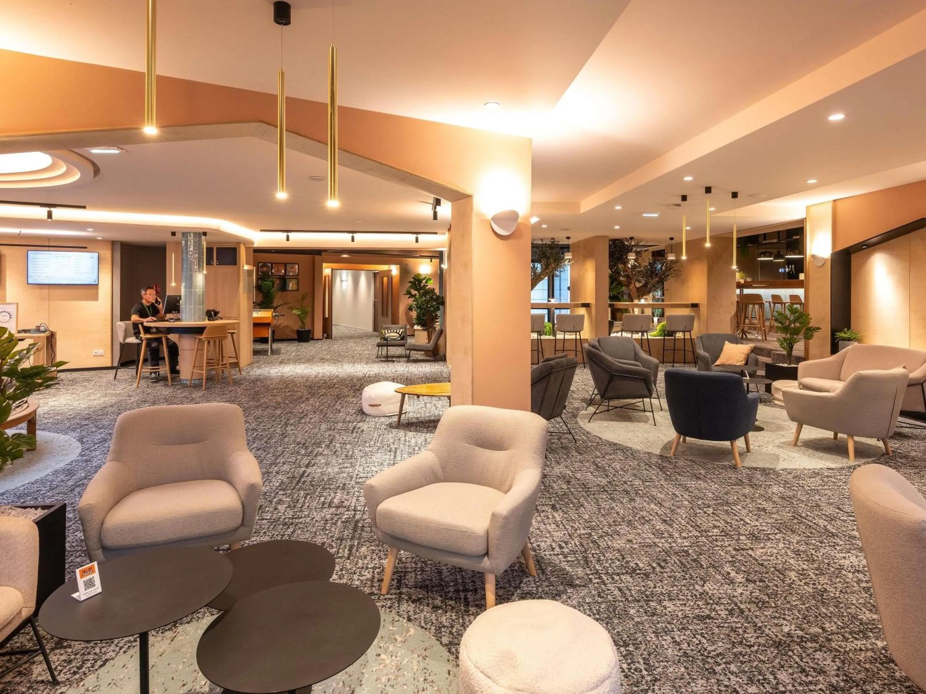 Lounge or bar in Novotel Macon Nord - Porte de Bourgogne