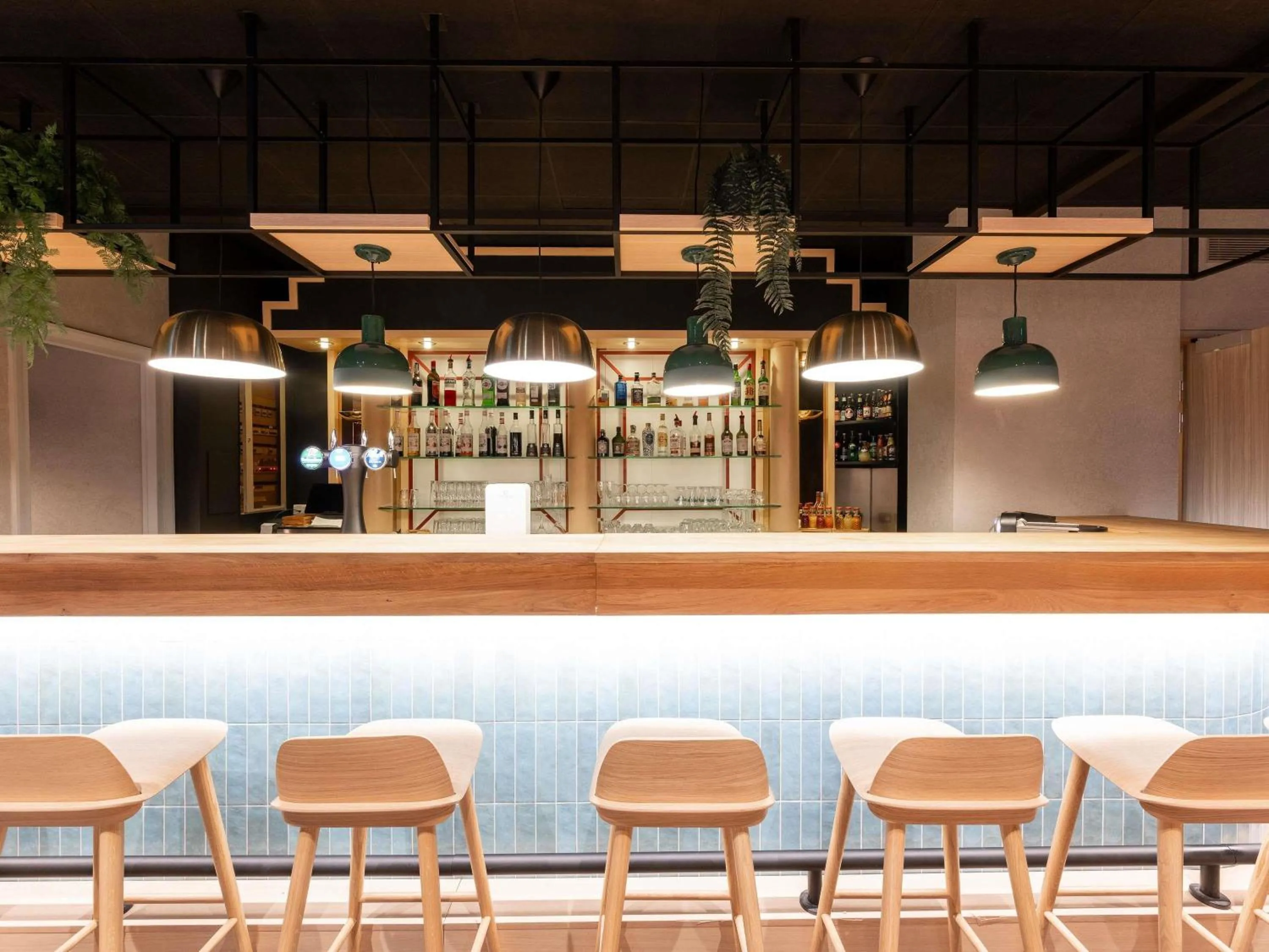 Lounge or bar in Novotel Macon Nord - Porte de Bourgogne