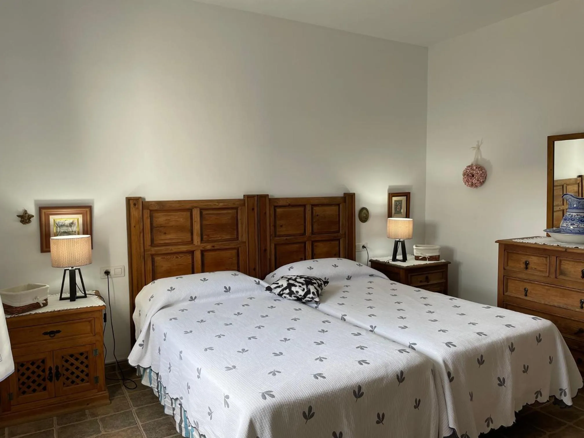 Bedroom, Bed in Villa Burgao