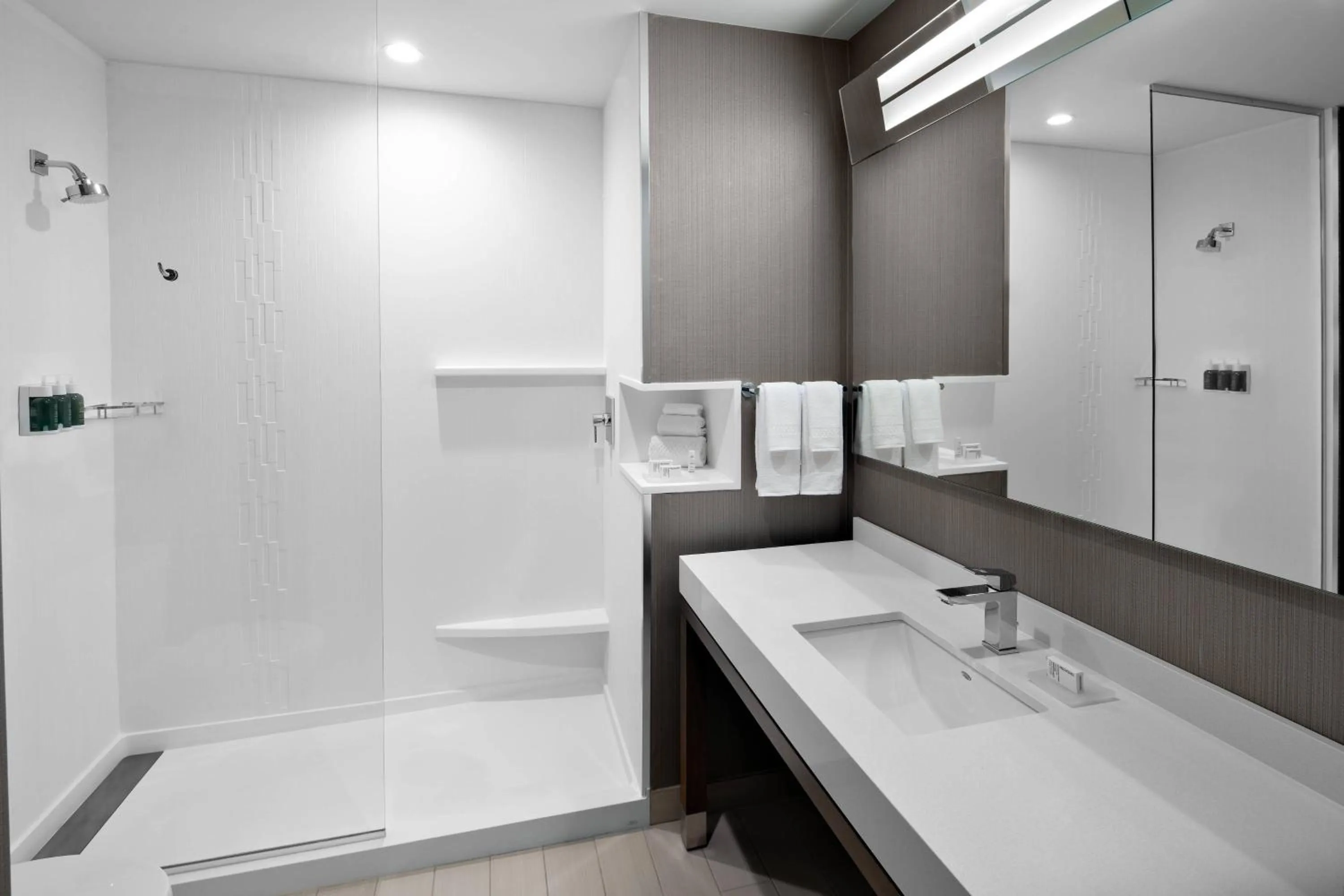 Bathroom in Courtyard by Marriott Delray Beach