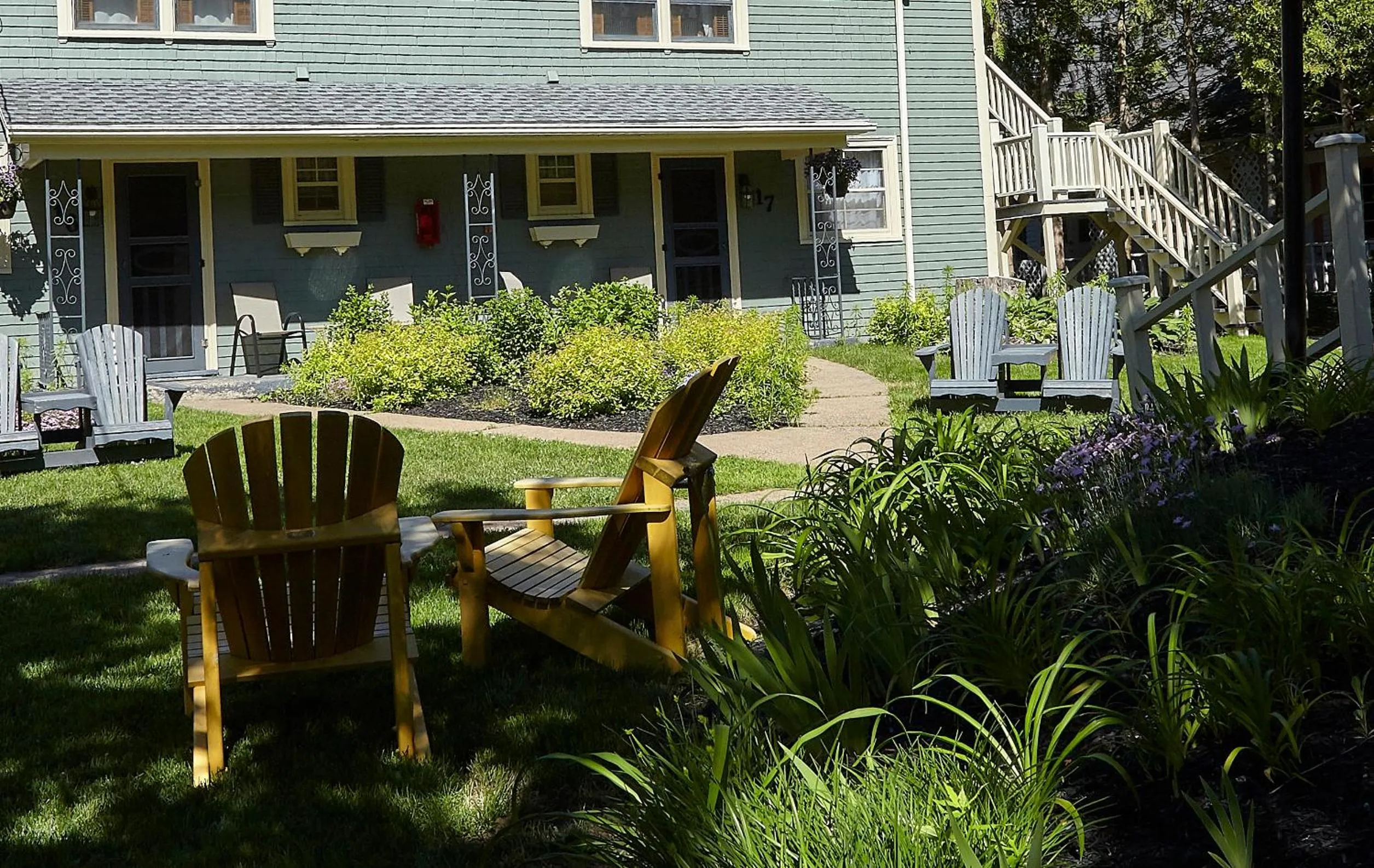 Property Building in Victoria's Historic Inn