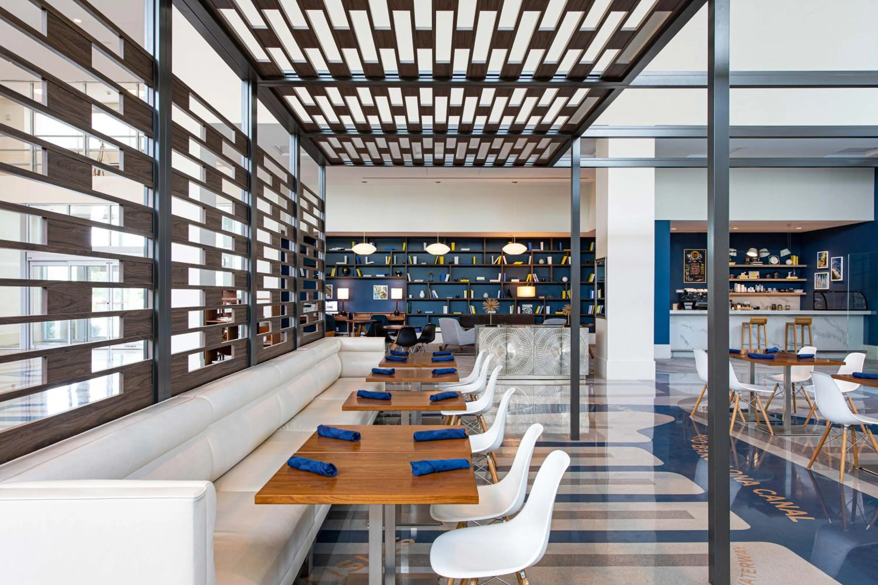 Restaurant/places to eat in Le Meridien Dania Beach at Fort Lauderdale Airport