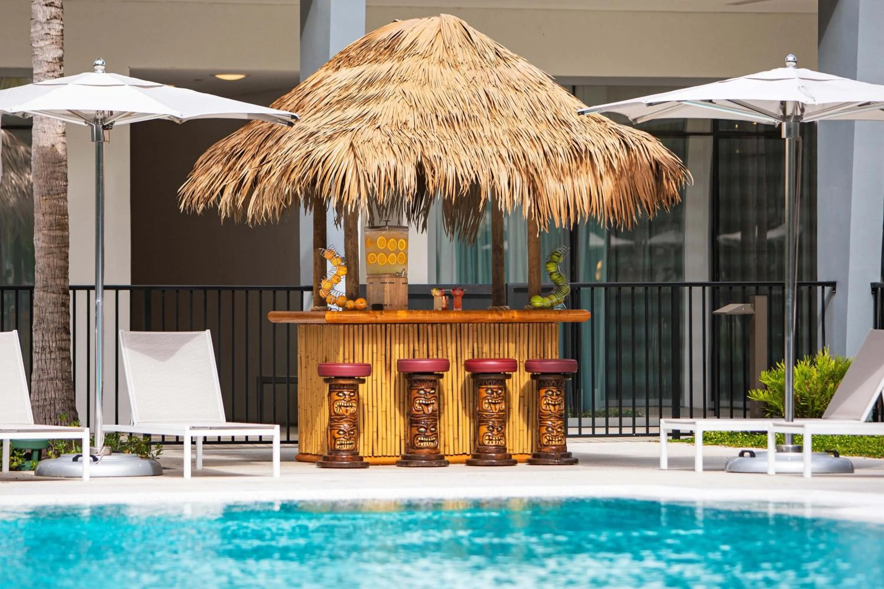 Swimming pool in Le Meridien Dania Beach at Fort Lauderdale Airport