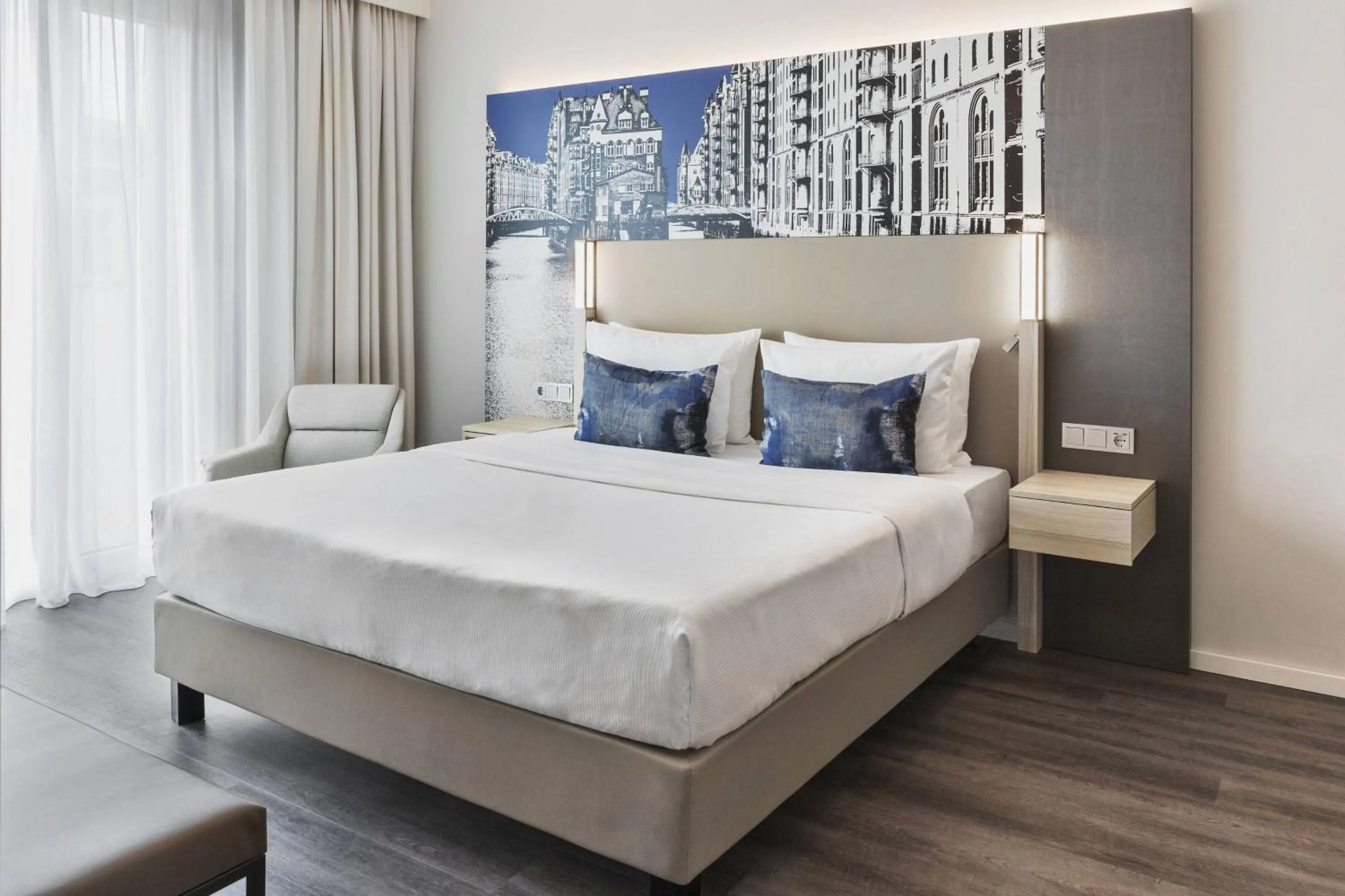 Bedroom, Bed in Courtyard by Marriott Hamburg City