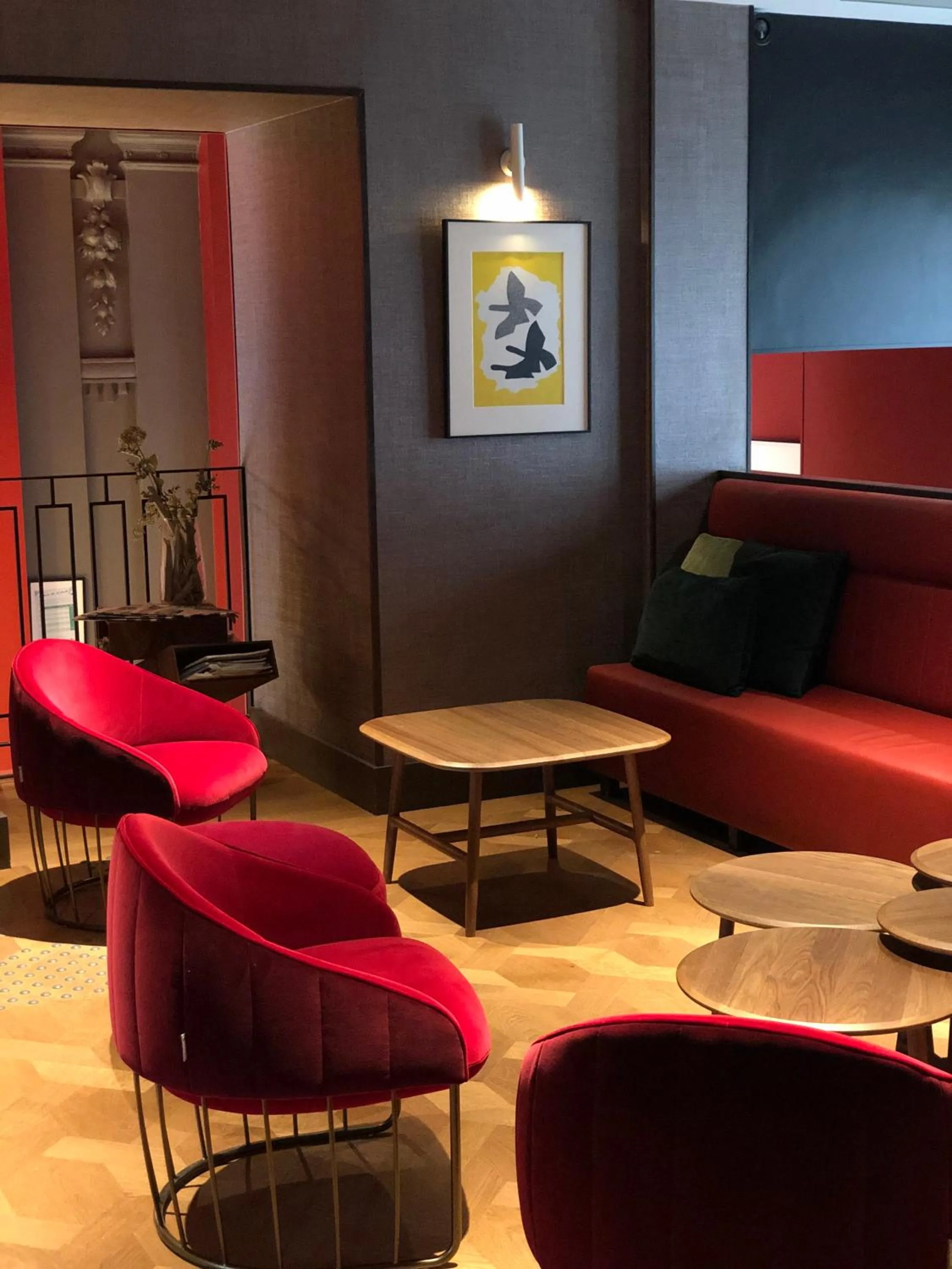 Living room in Mercure Rennes Centre Place Bretagne