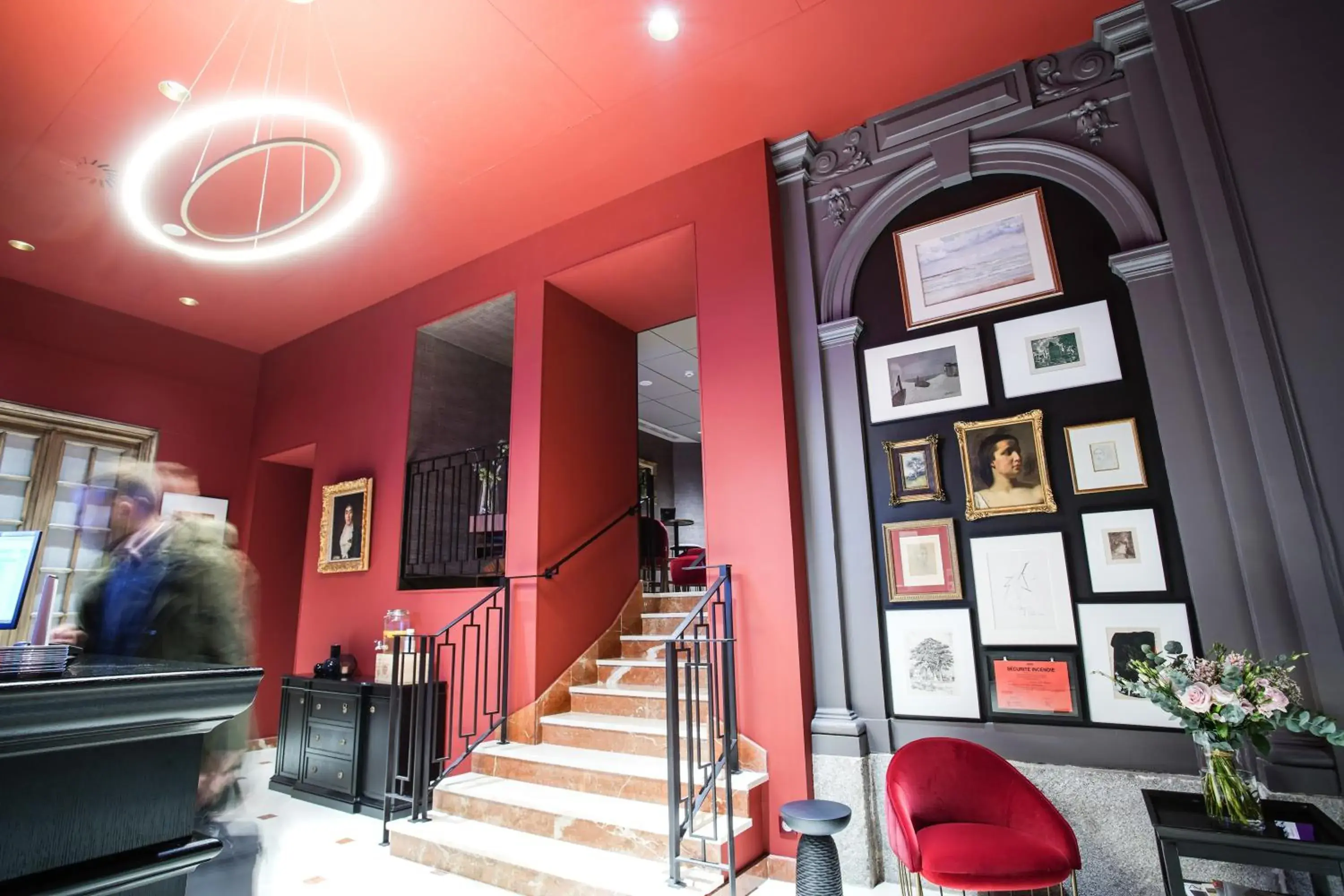 Facade/entrance in Mercure Rennes Centre Place Bretagne Facade/entrance in Mercure Rennes Centre Place Bretagne