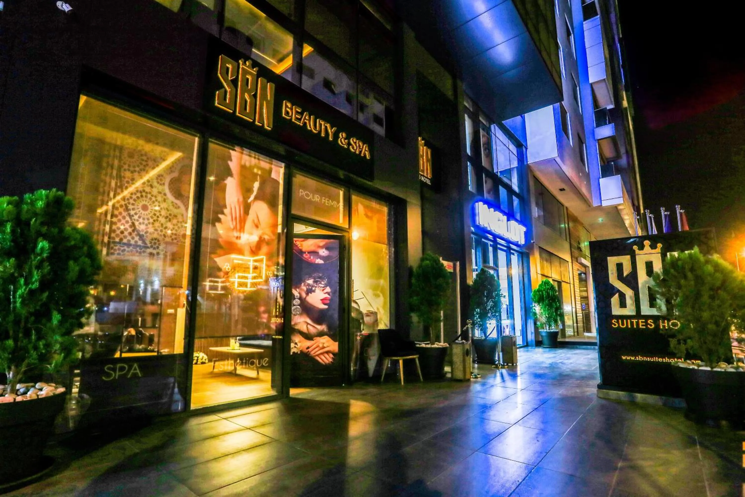 Property building in SBN Suite Hôtel