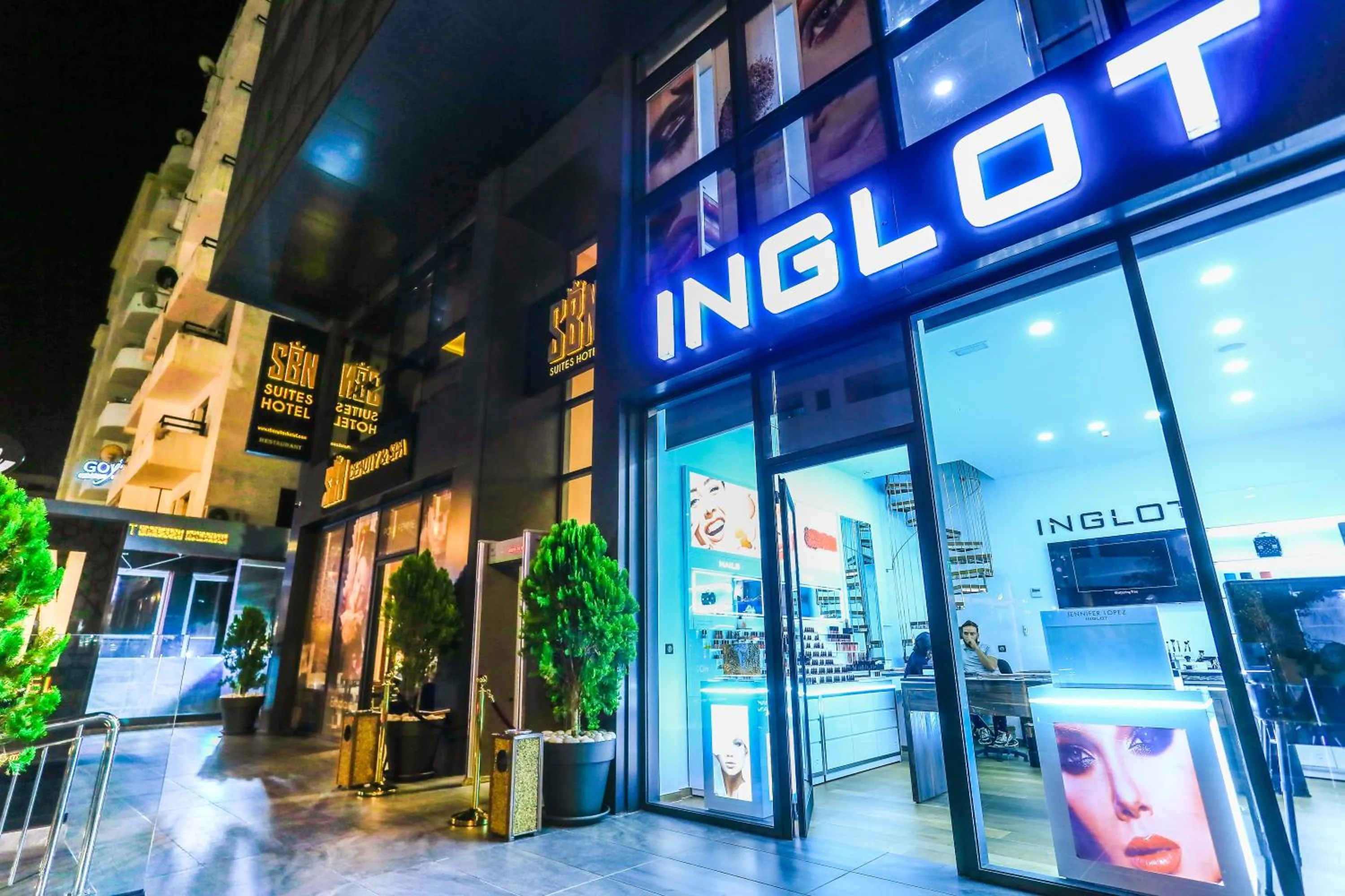 Shopping Area in SBN Suite Hôtel