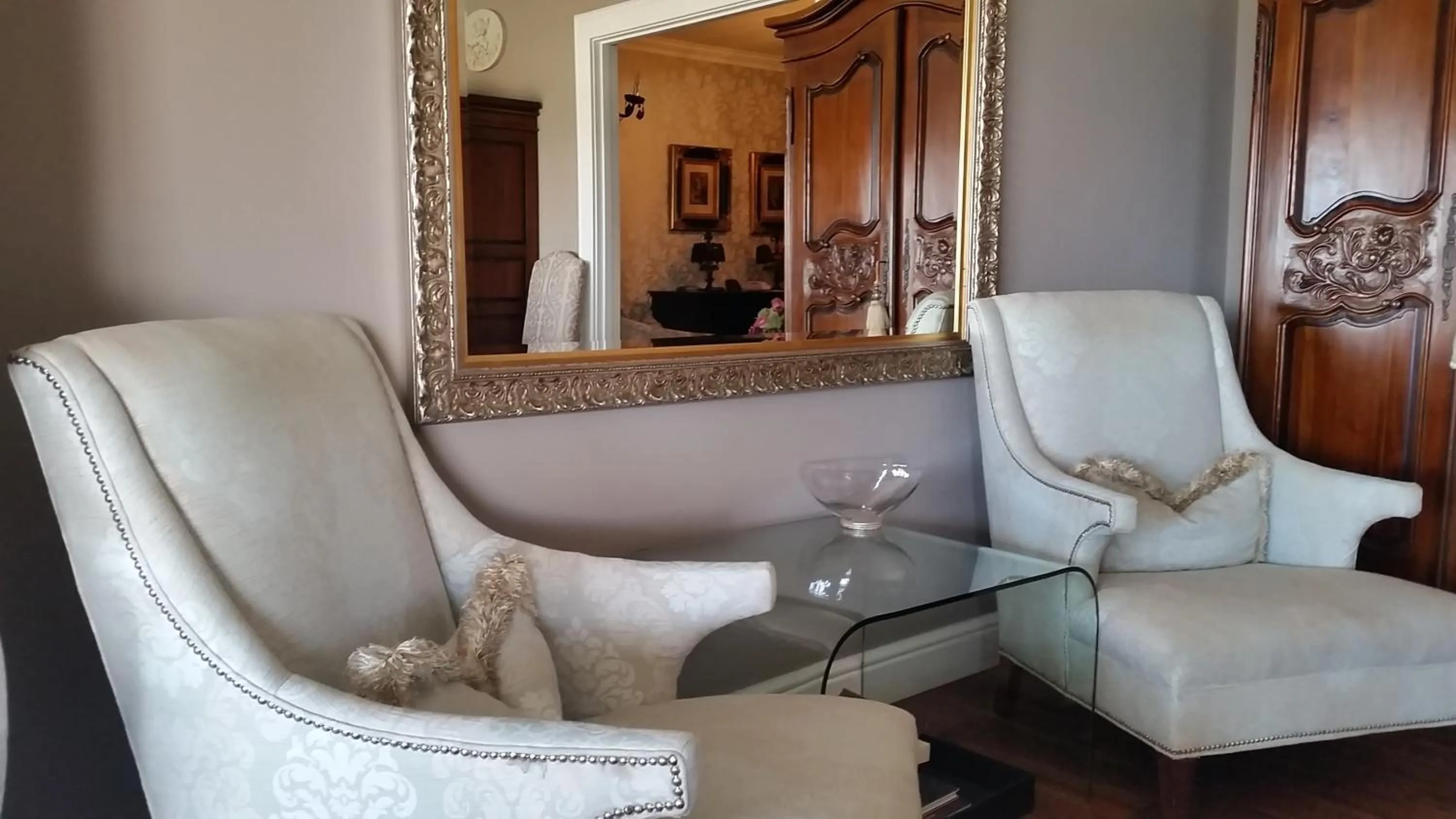 Lounge or bar in Mt Bijoux Preferred Accommodation