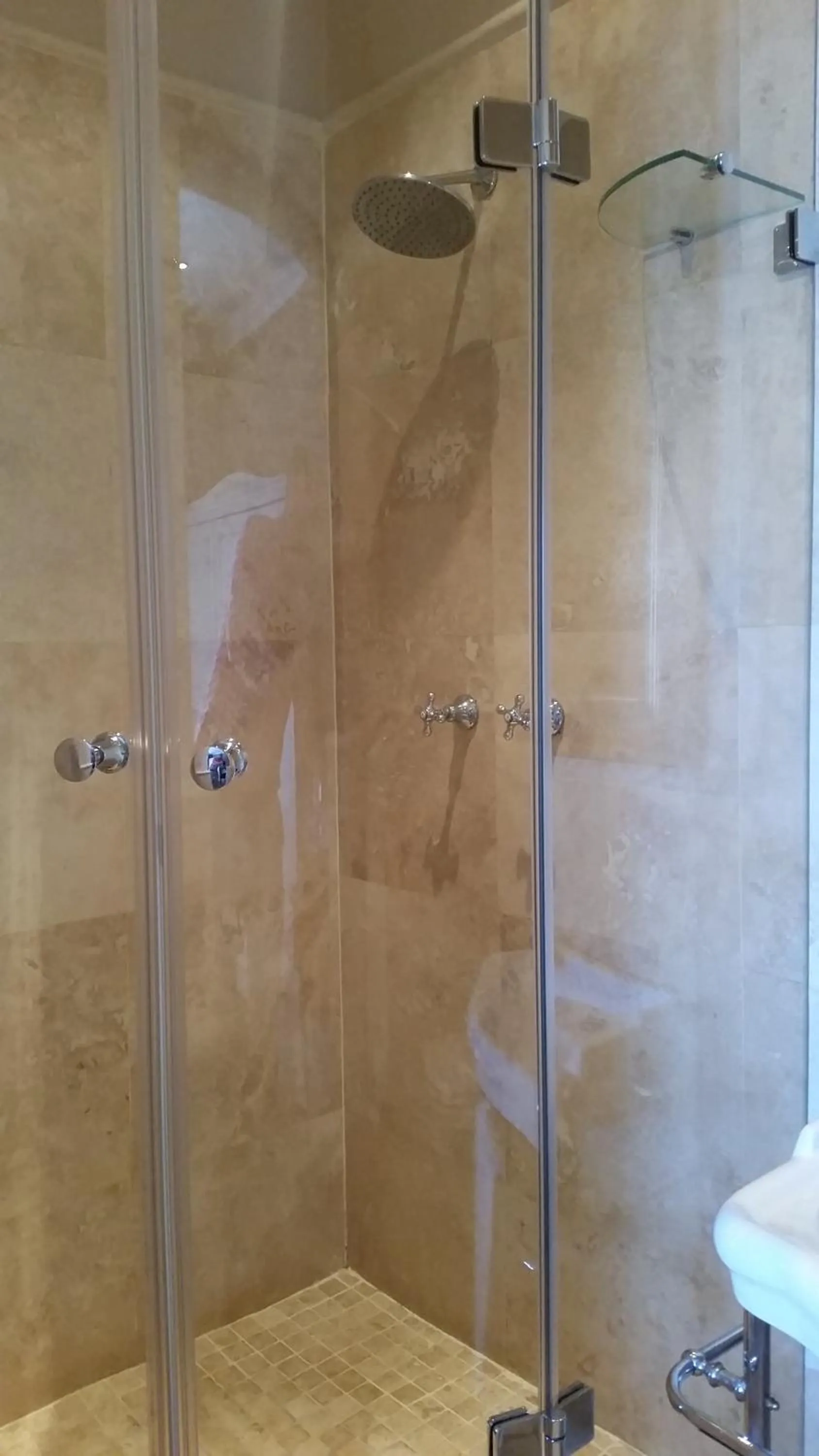 Bathroom in Mt Bijoux Preferred Accommodation