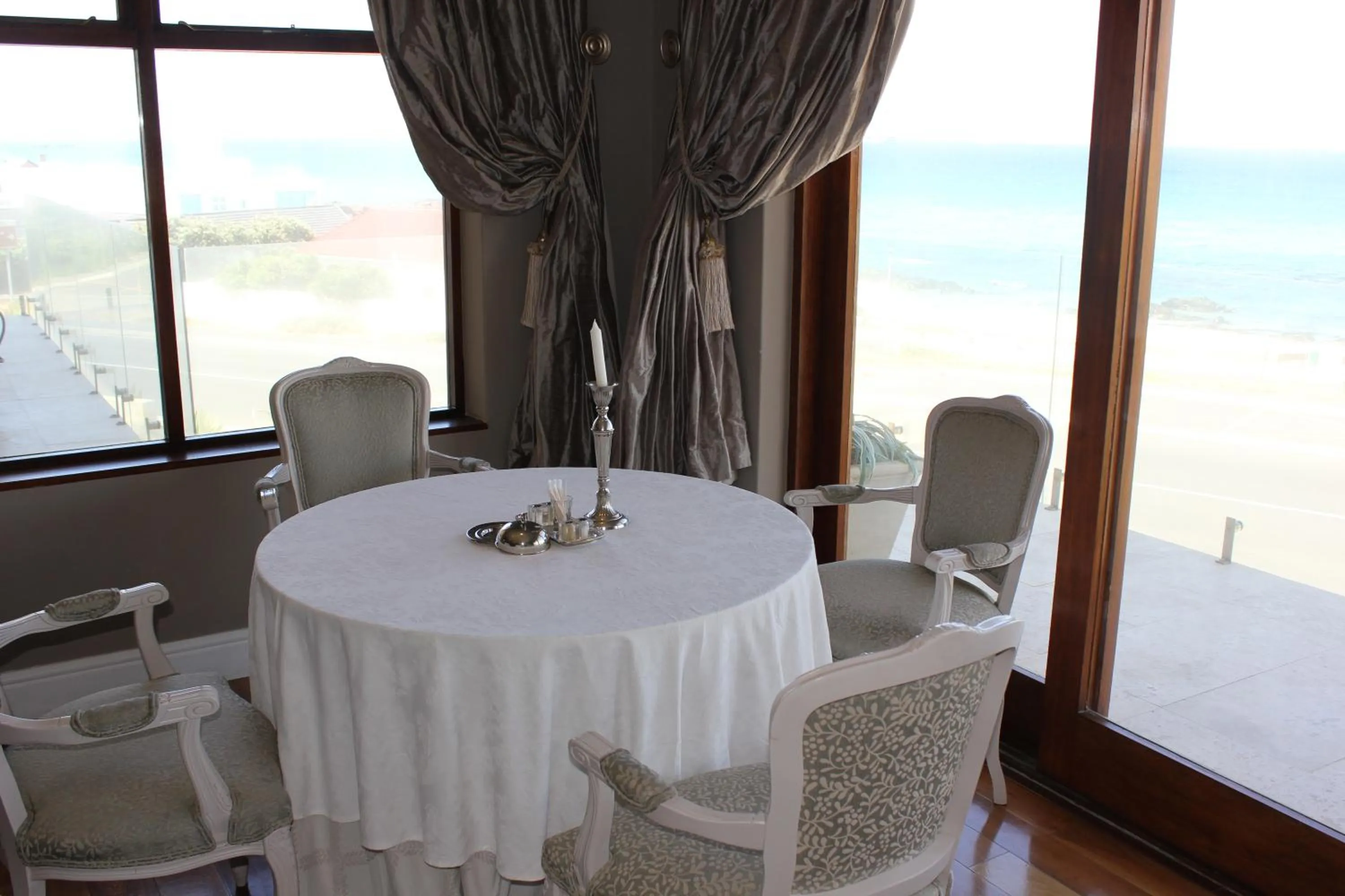 Restaurant/places to eat in Mt Bijoux Preferred Accommodation