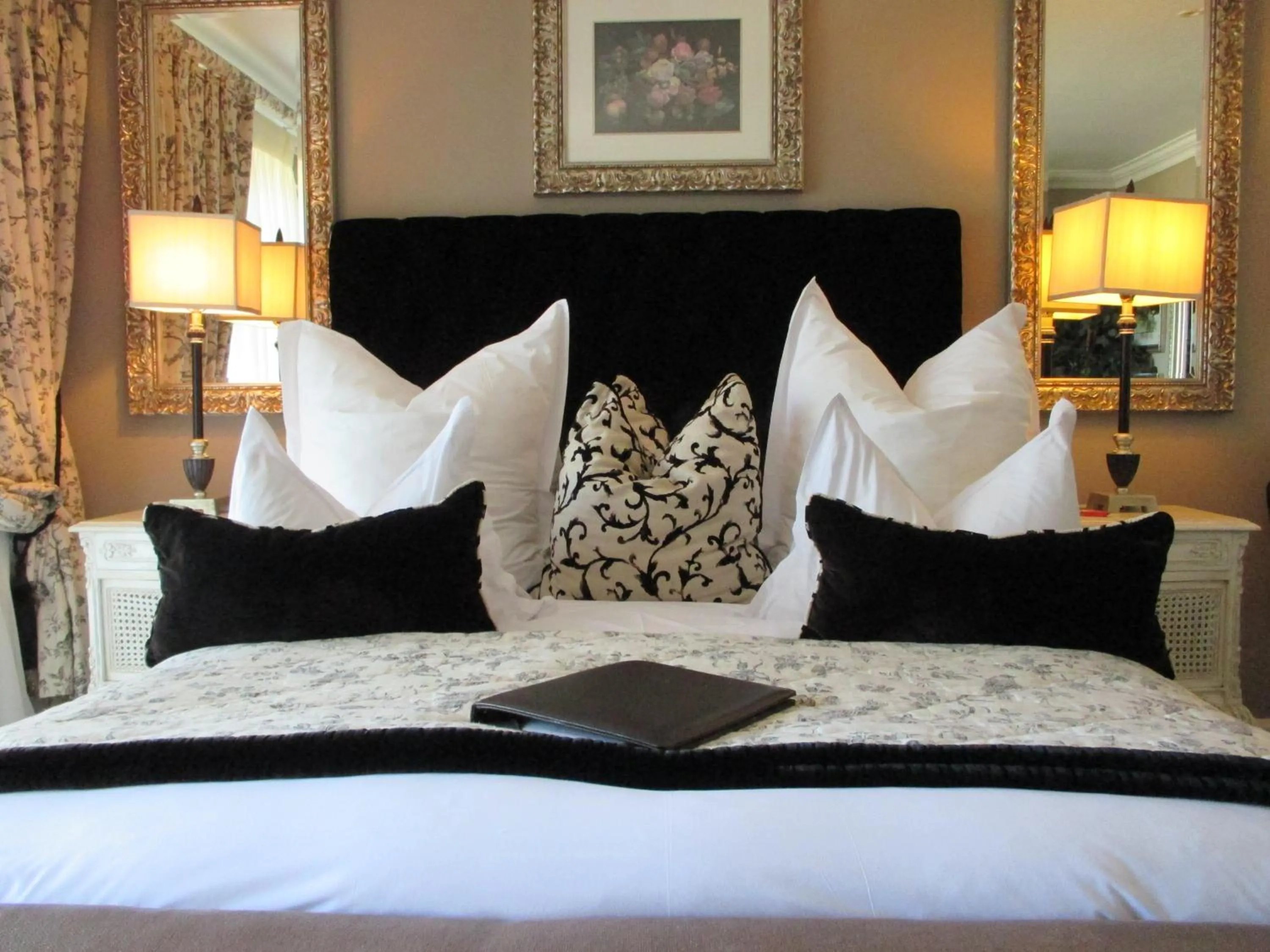 Bed in Mt Bijoux Preferred Accommodation