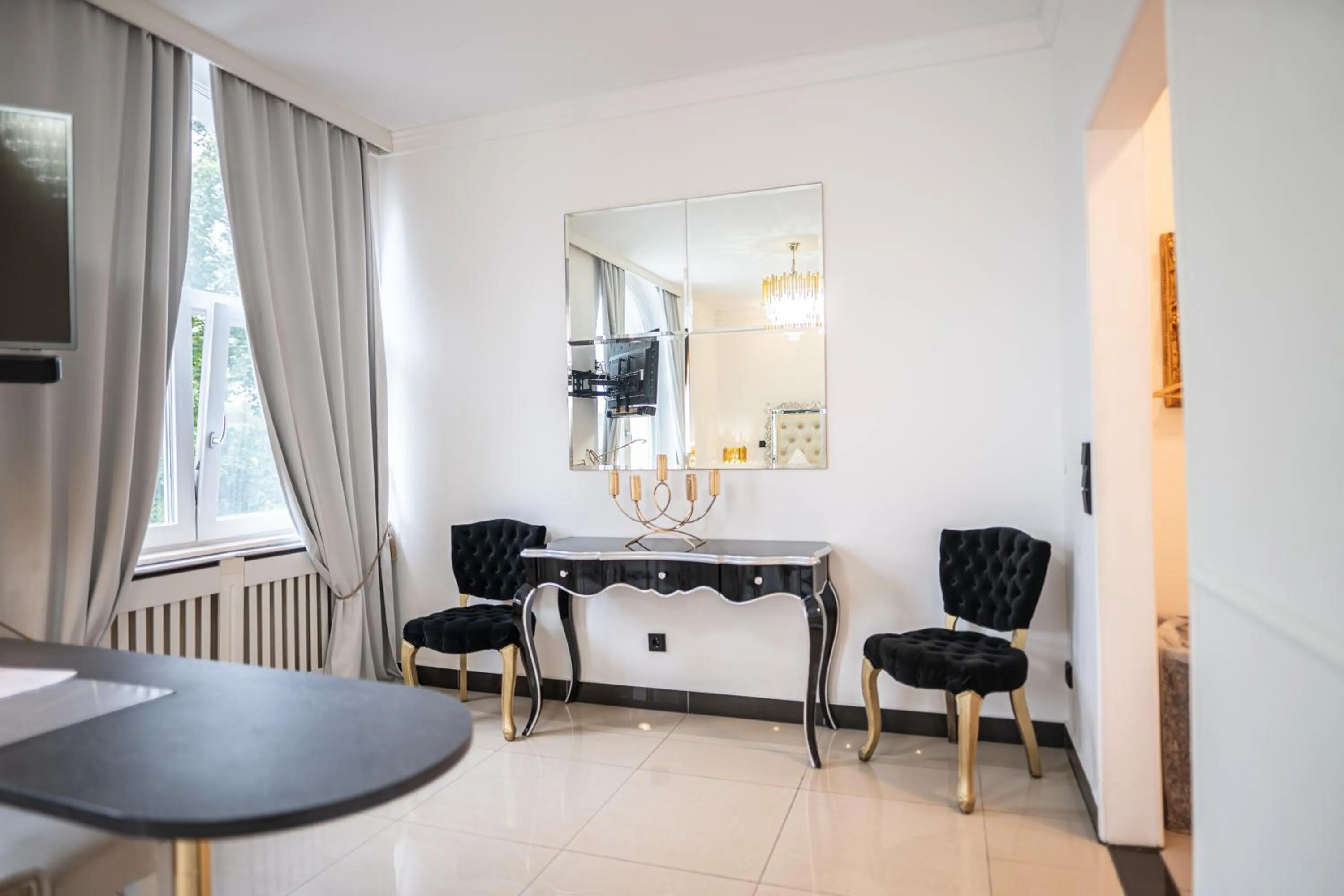 Photo of the whole room in VILLA BOWDY