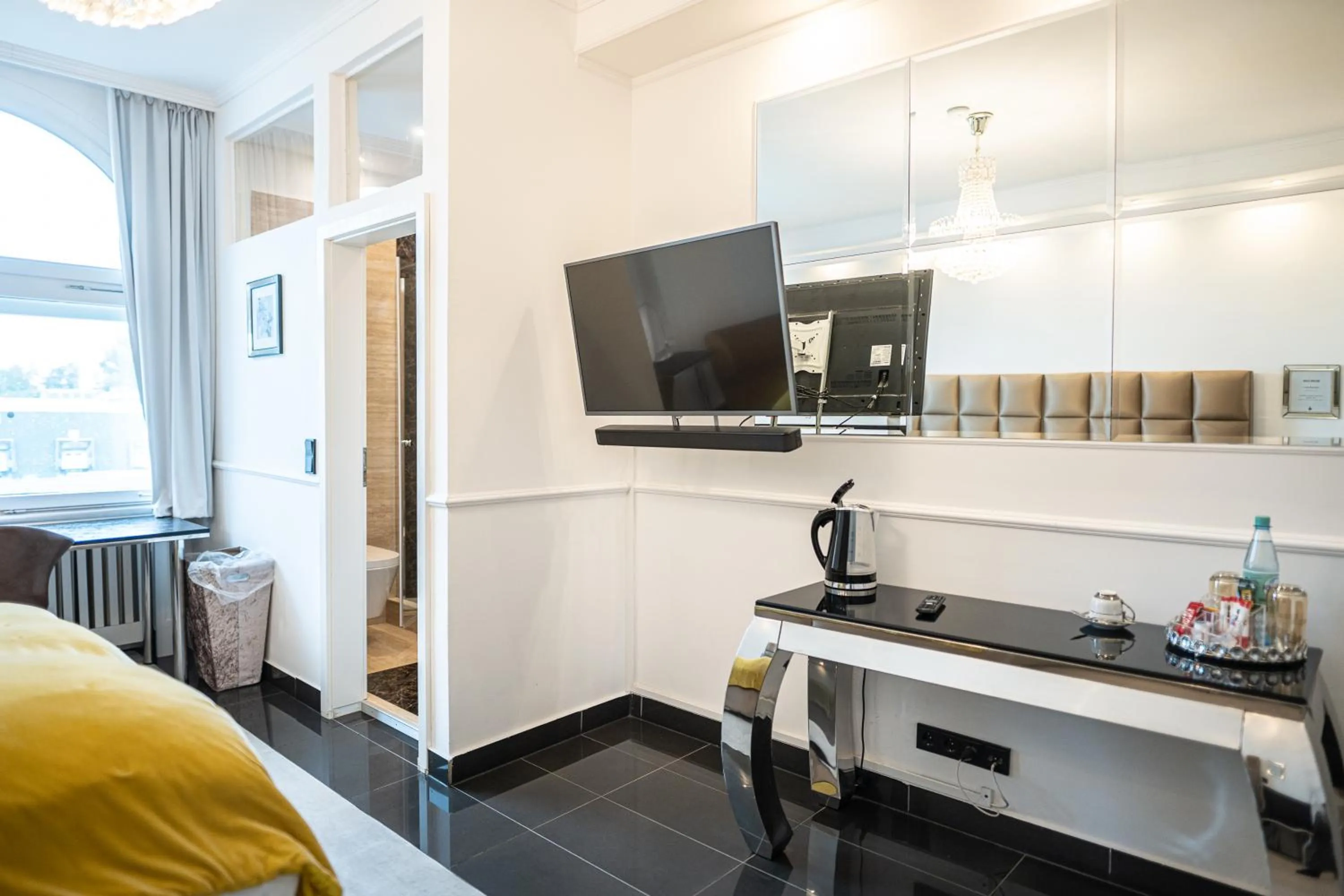 TV and multimedia, Bed in VILLA BOWDY