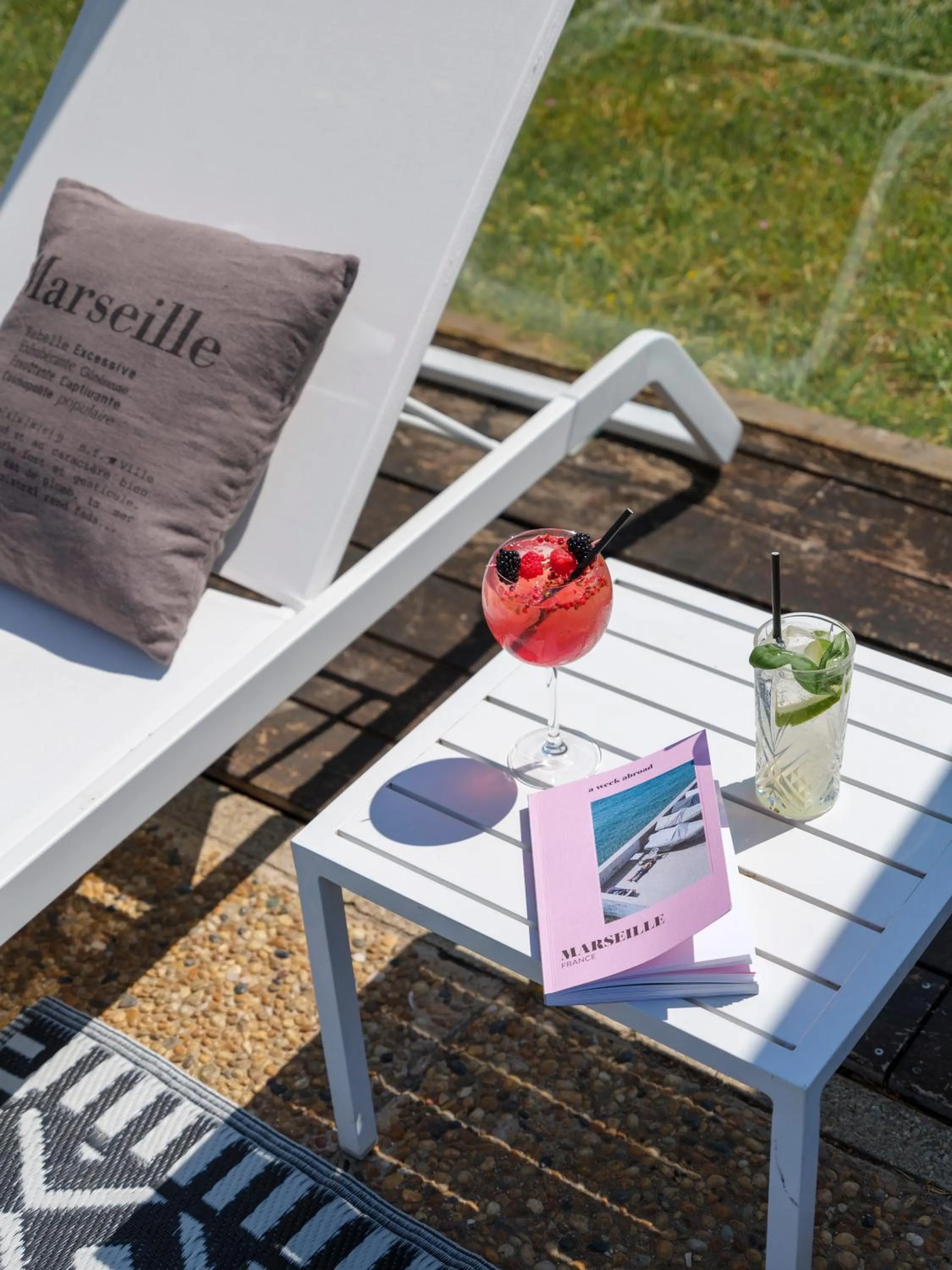 Swimming pool in Hilton Garden Inn Marseille Provence Airport
