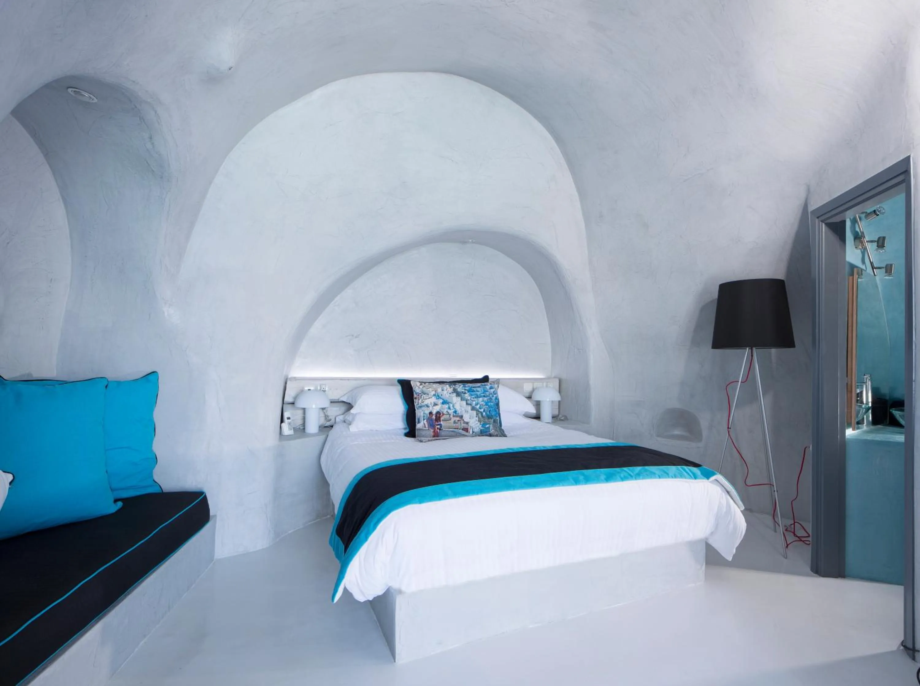 Bed in Alta Vista Suites