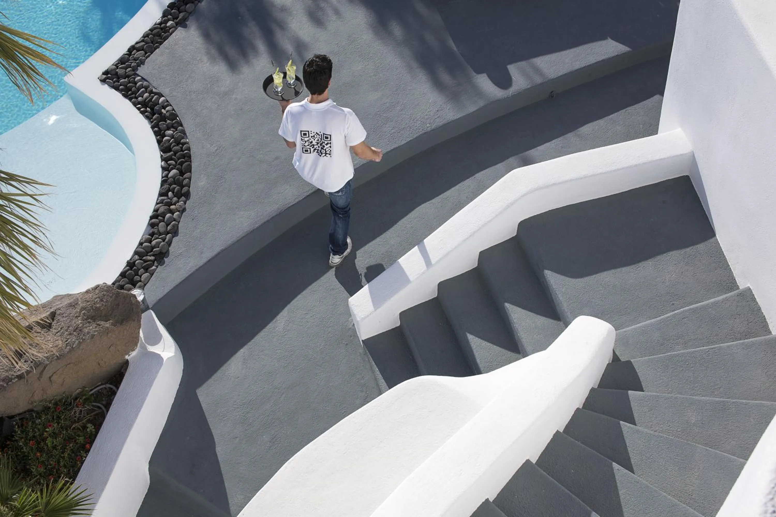 Day in Alta Vista Suites