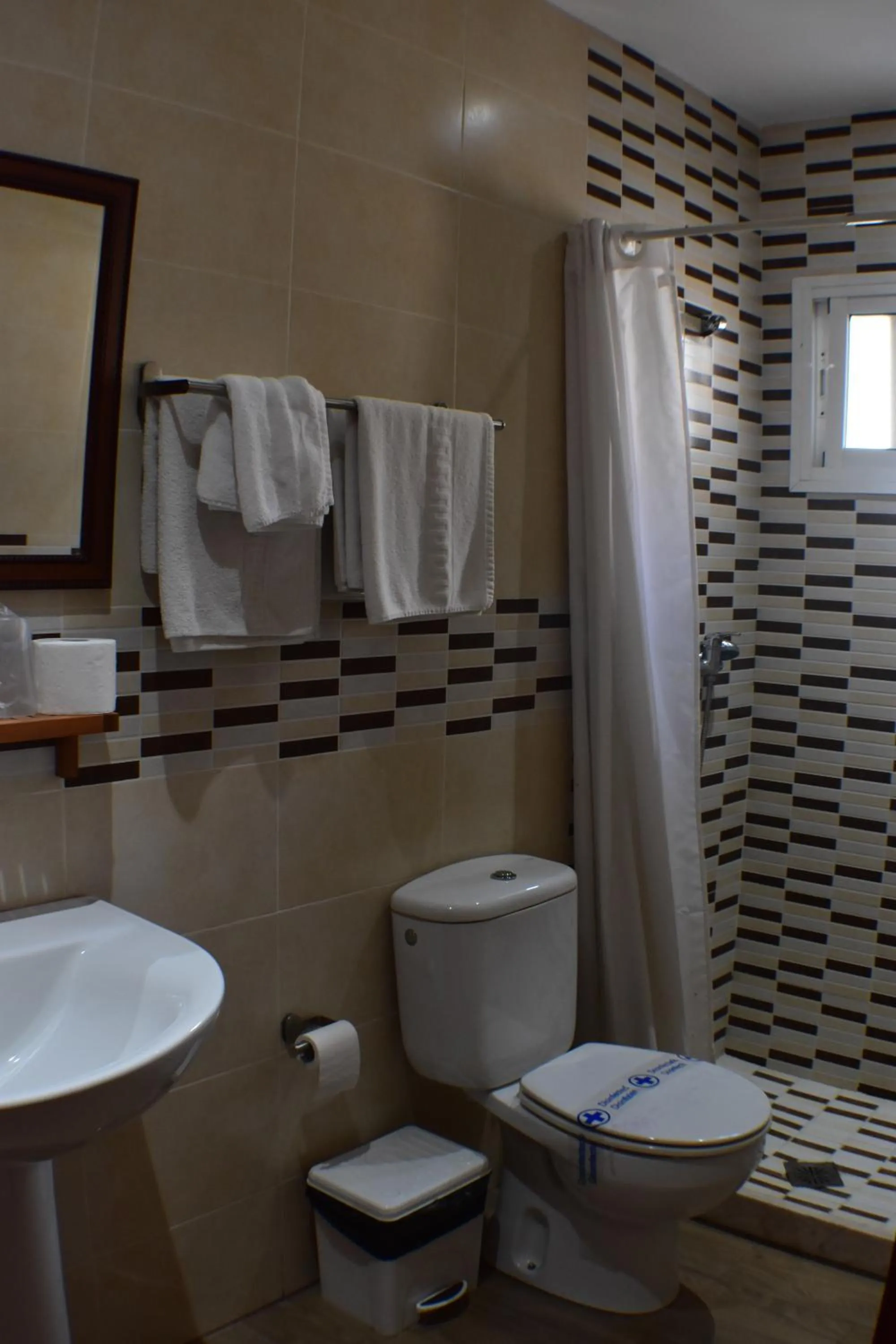 Bathroom in Hostal Alamare