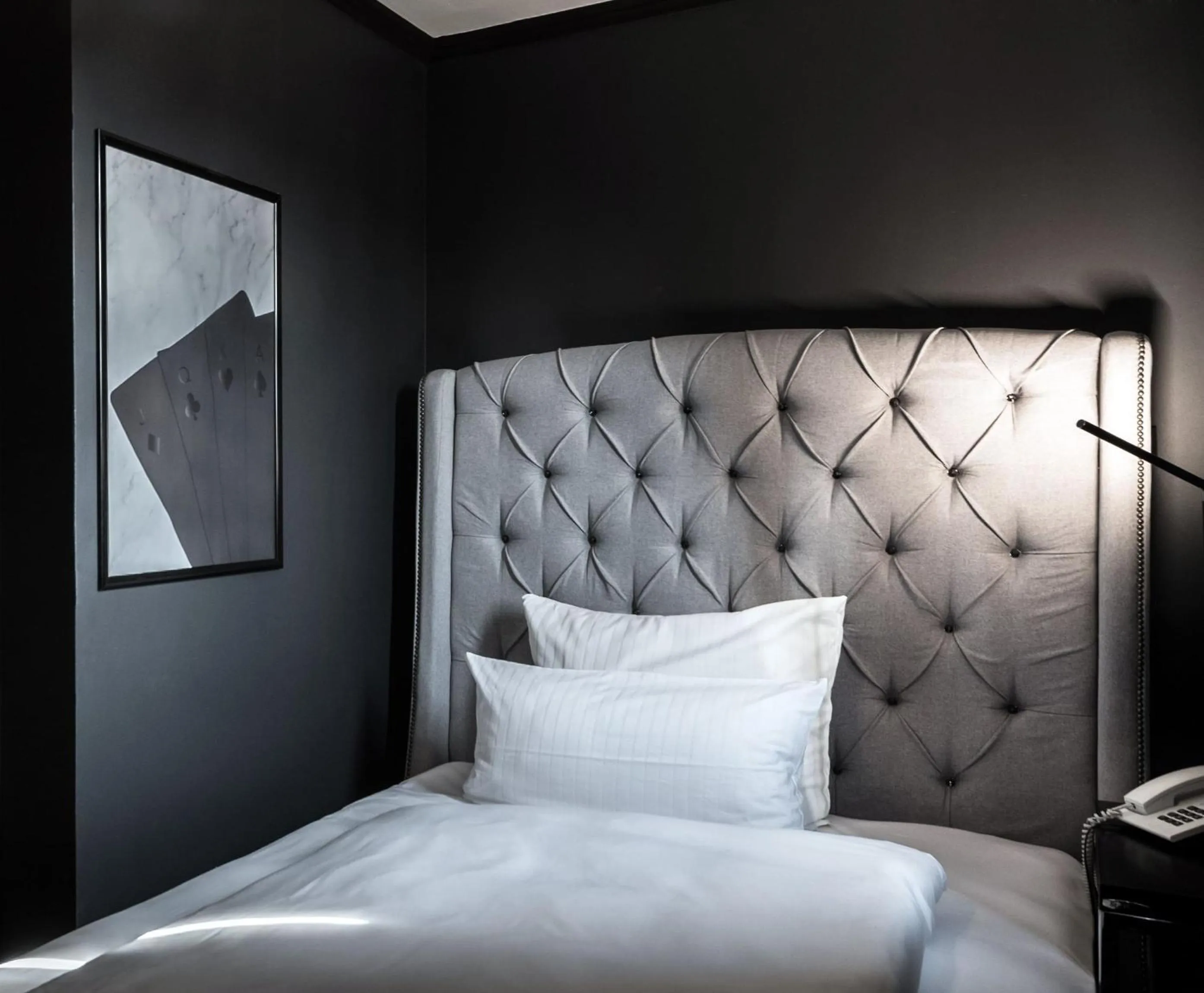 Bed in Hotel Belmont Classic