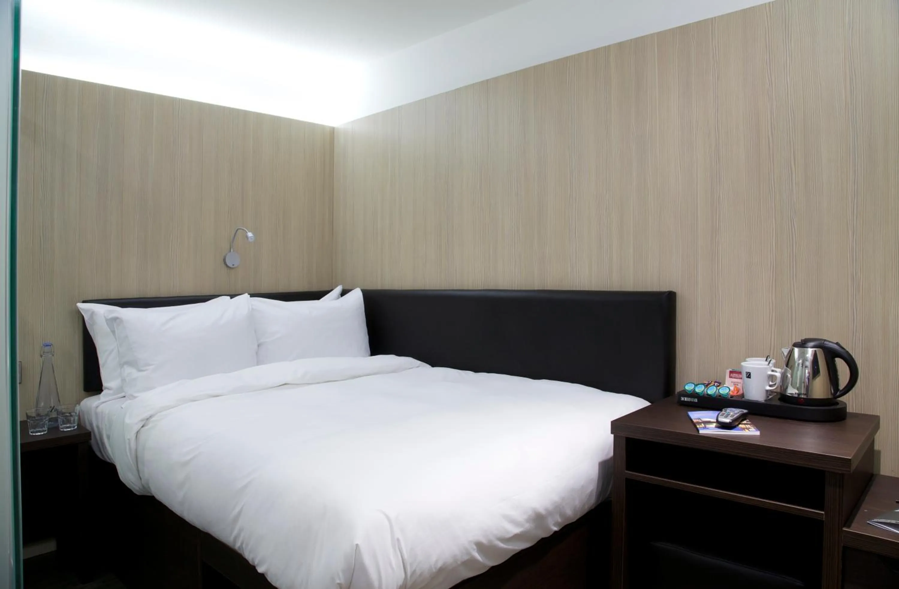 Bed in The Z Hotel Liverpool