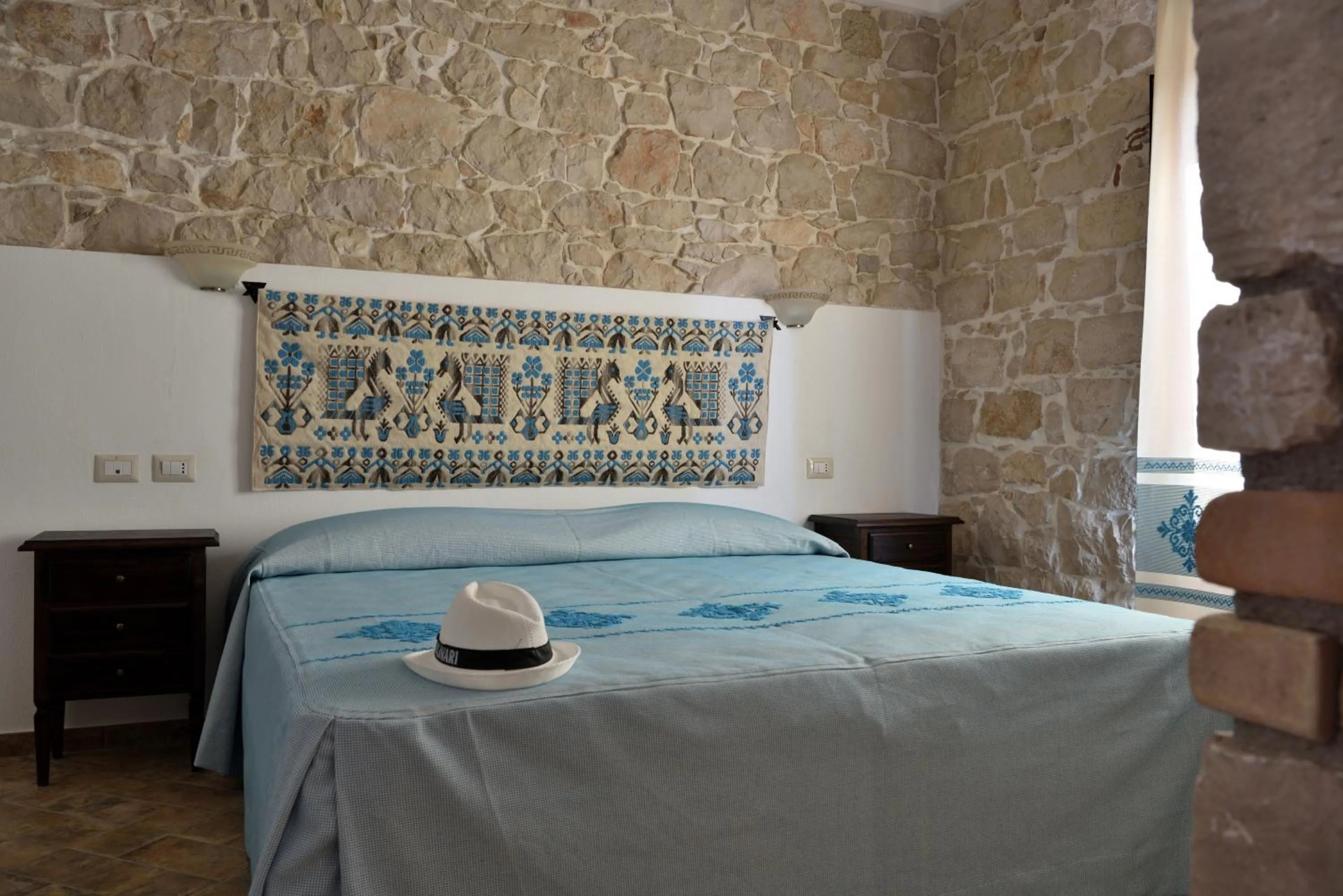 Bedroom, Bed in Hotel Goloritzé