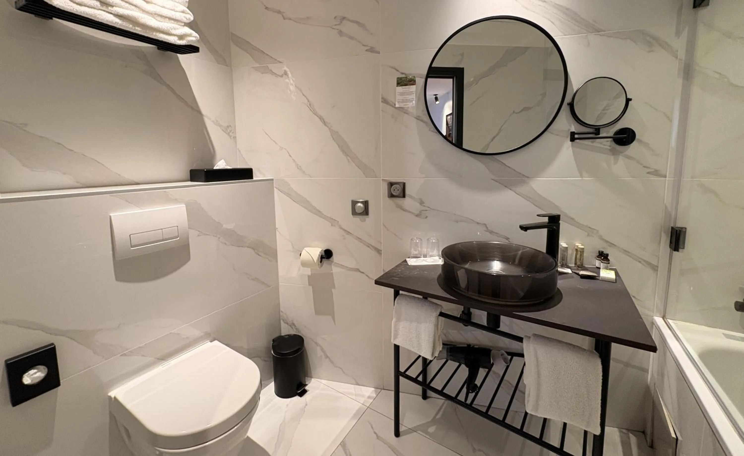 Star Champs-Elysées