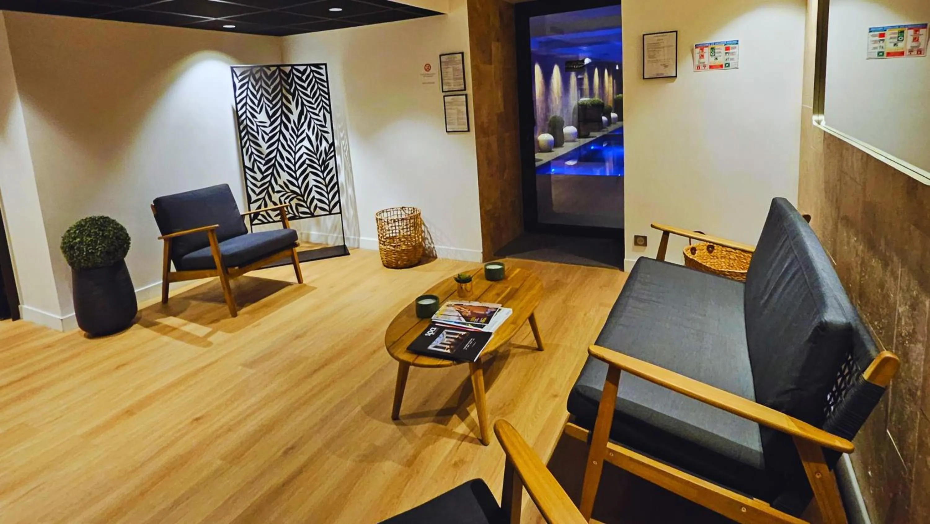 Massage in Star Champs-Elysées