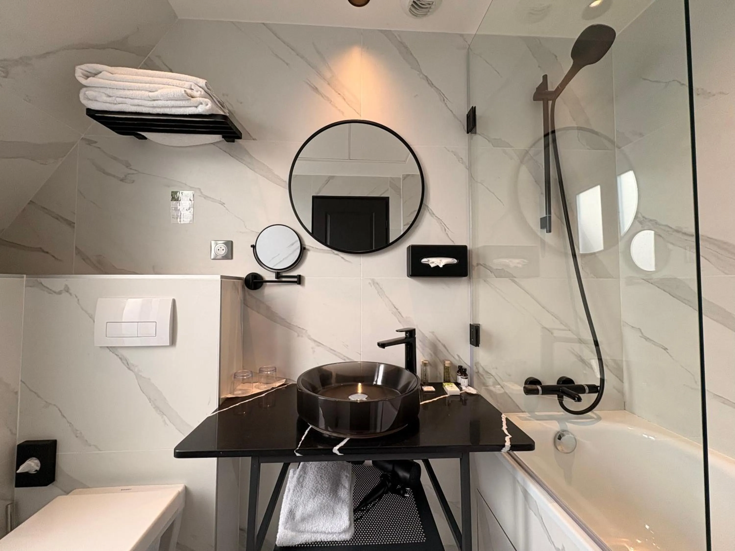 Star Champs-Elysées