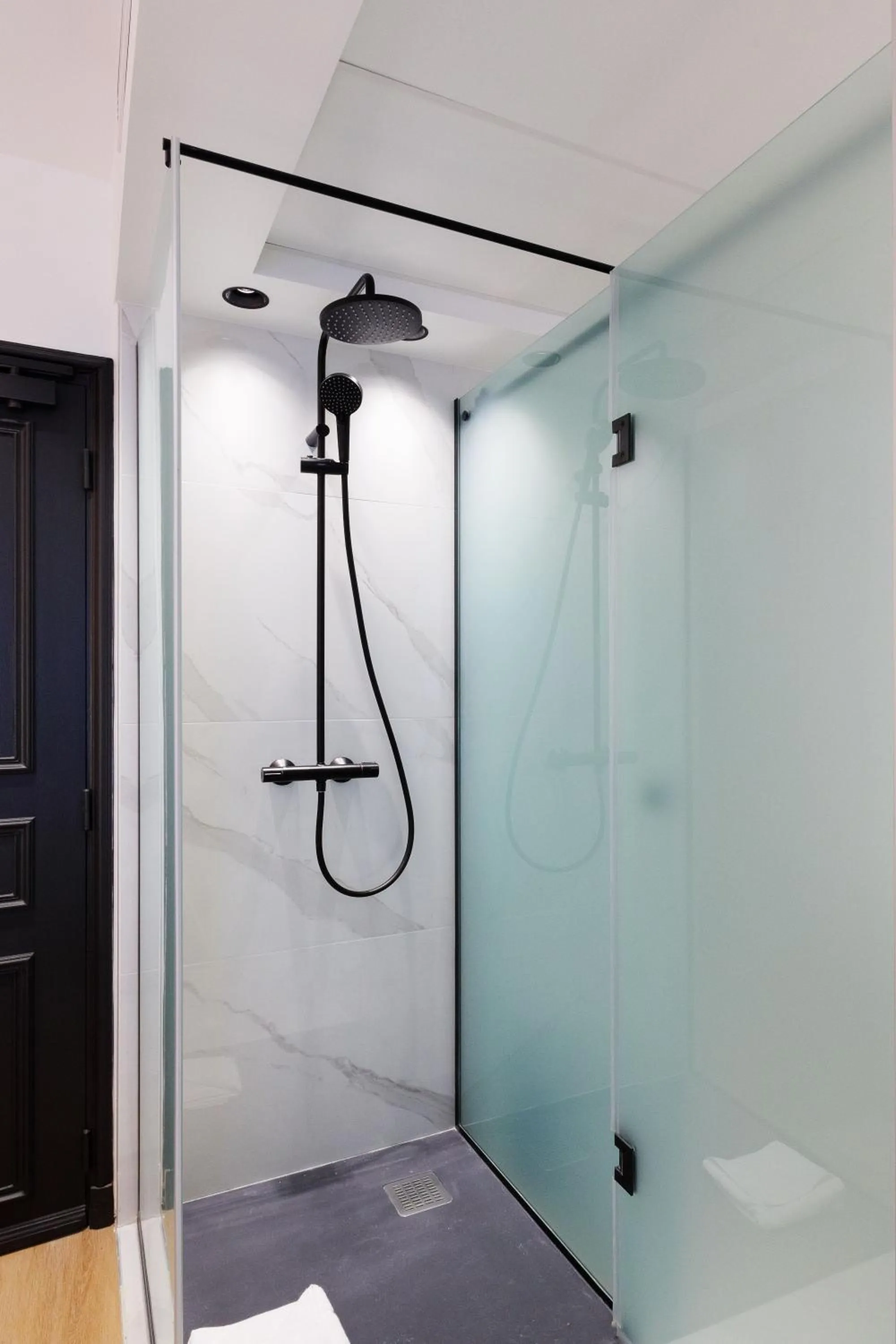 Star Champs-Elysées