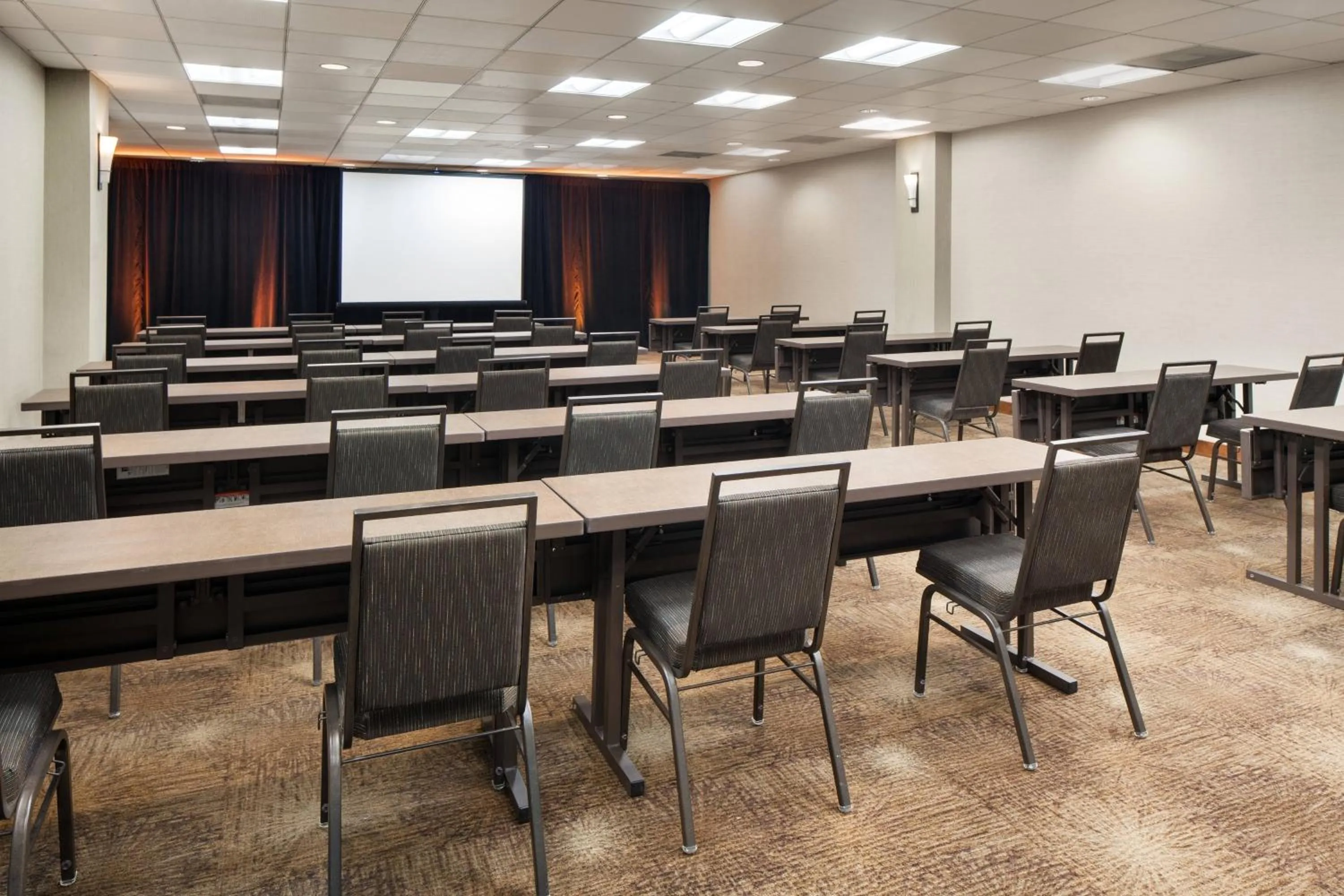 Meeting/conference room in The Westin Bonaventure Hotel & Suites, Los Angeles