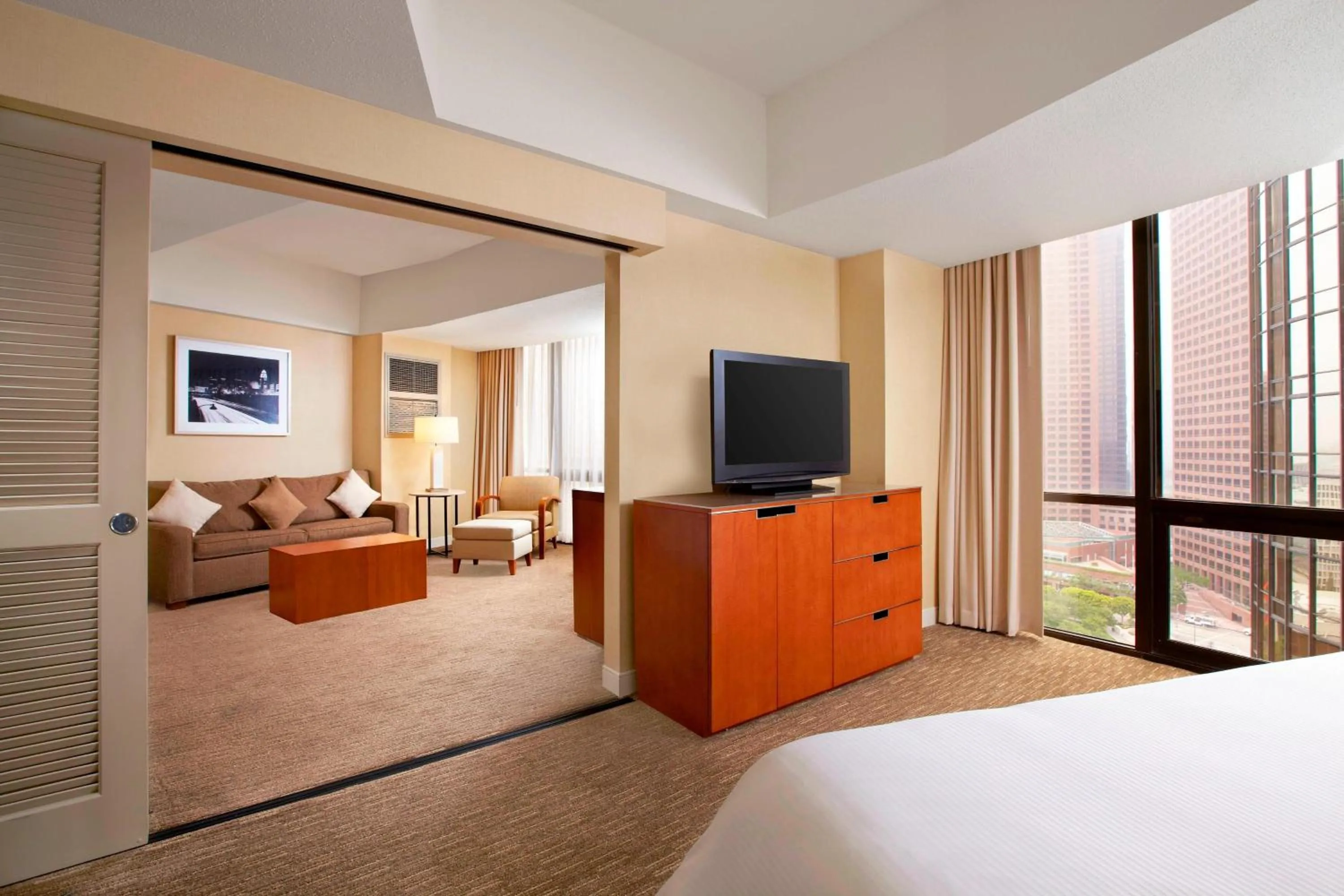 Photo of the whole room, Bed in The Westin Bonaventure Hotel & Suites, Los Angeles