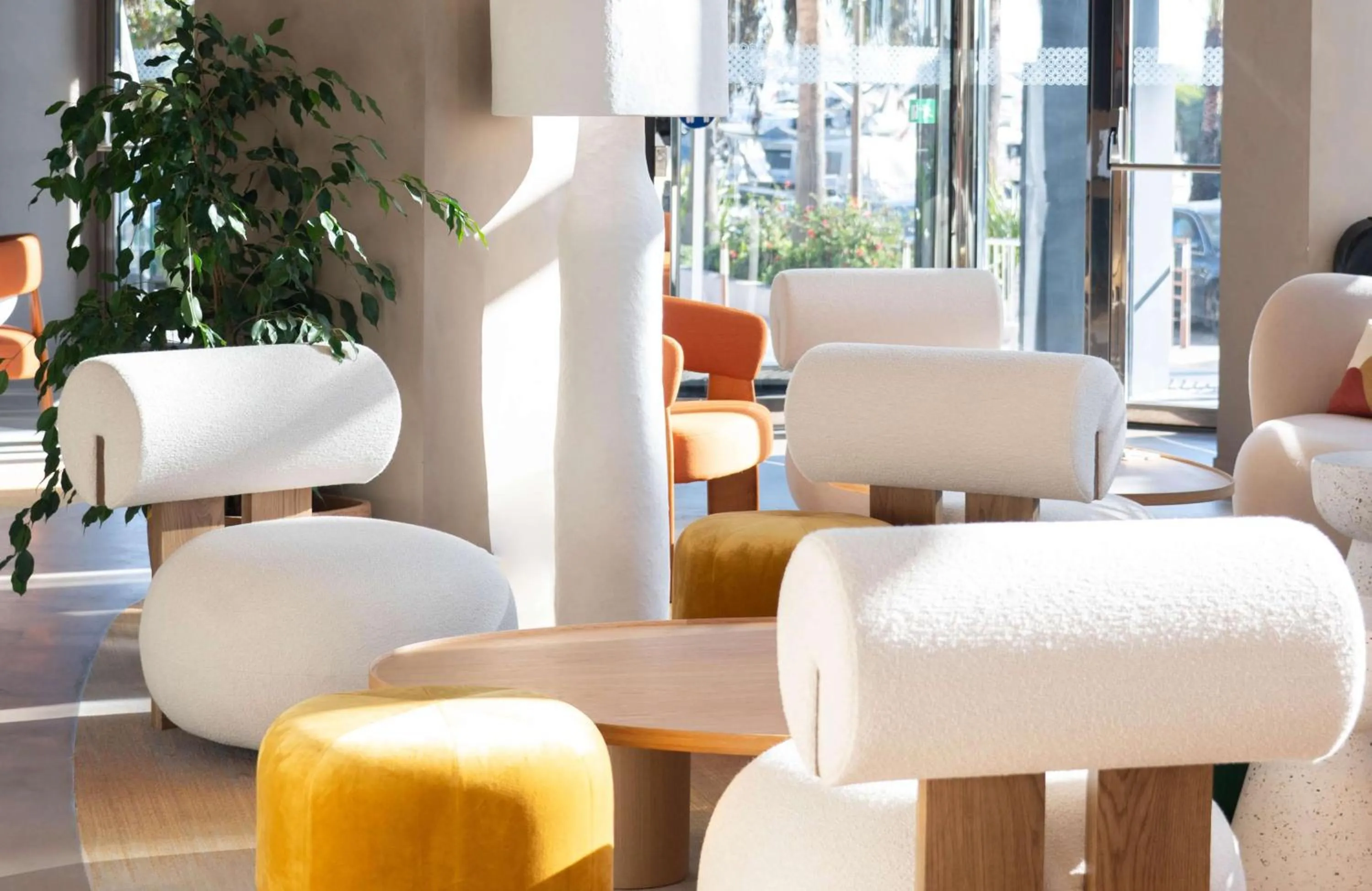 Restaurant/places to eat in Canopy by Hilton Cannes