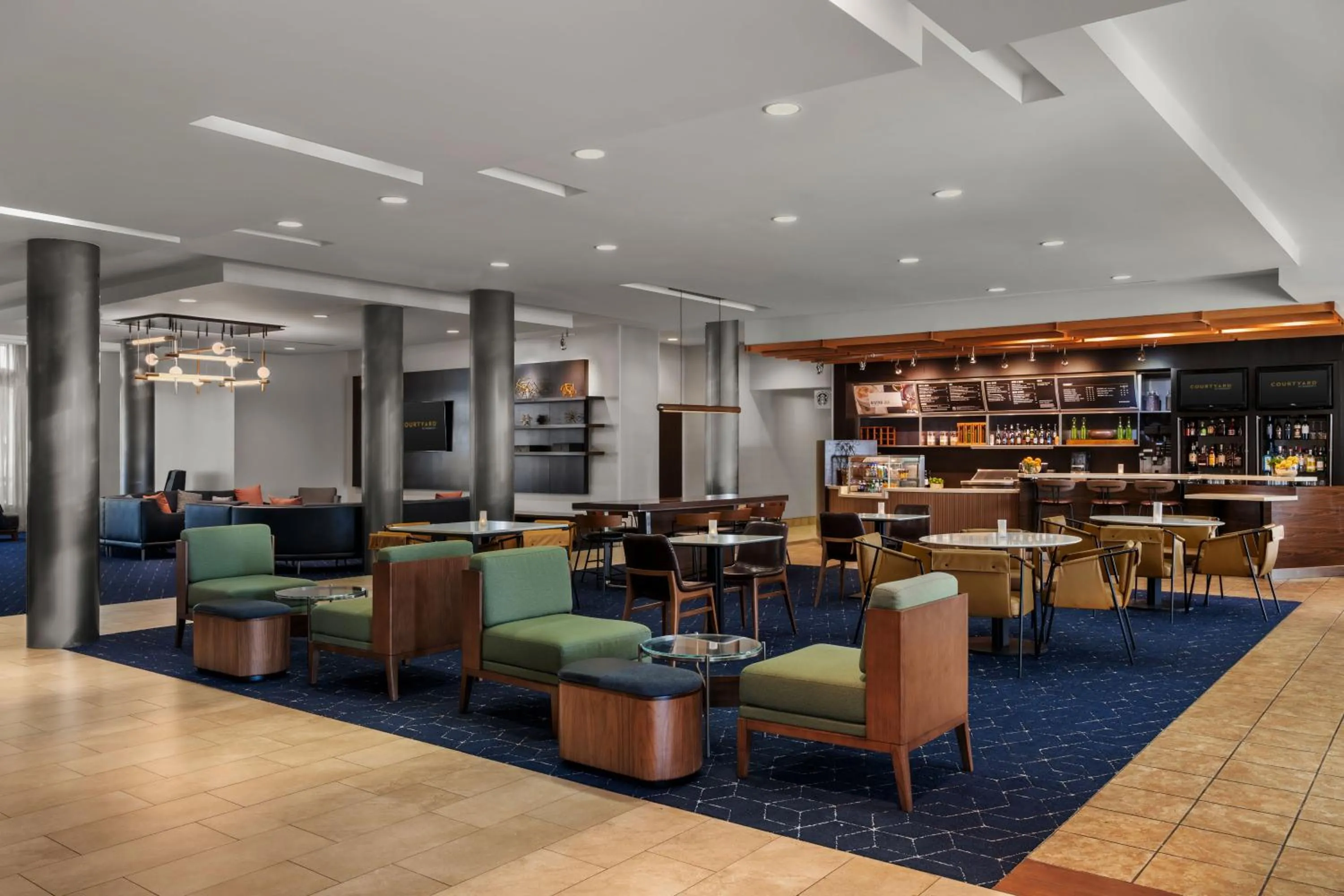 Restaurant/places to eat in Courtyard by Marriott Evansville East