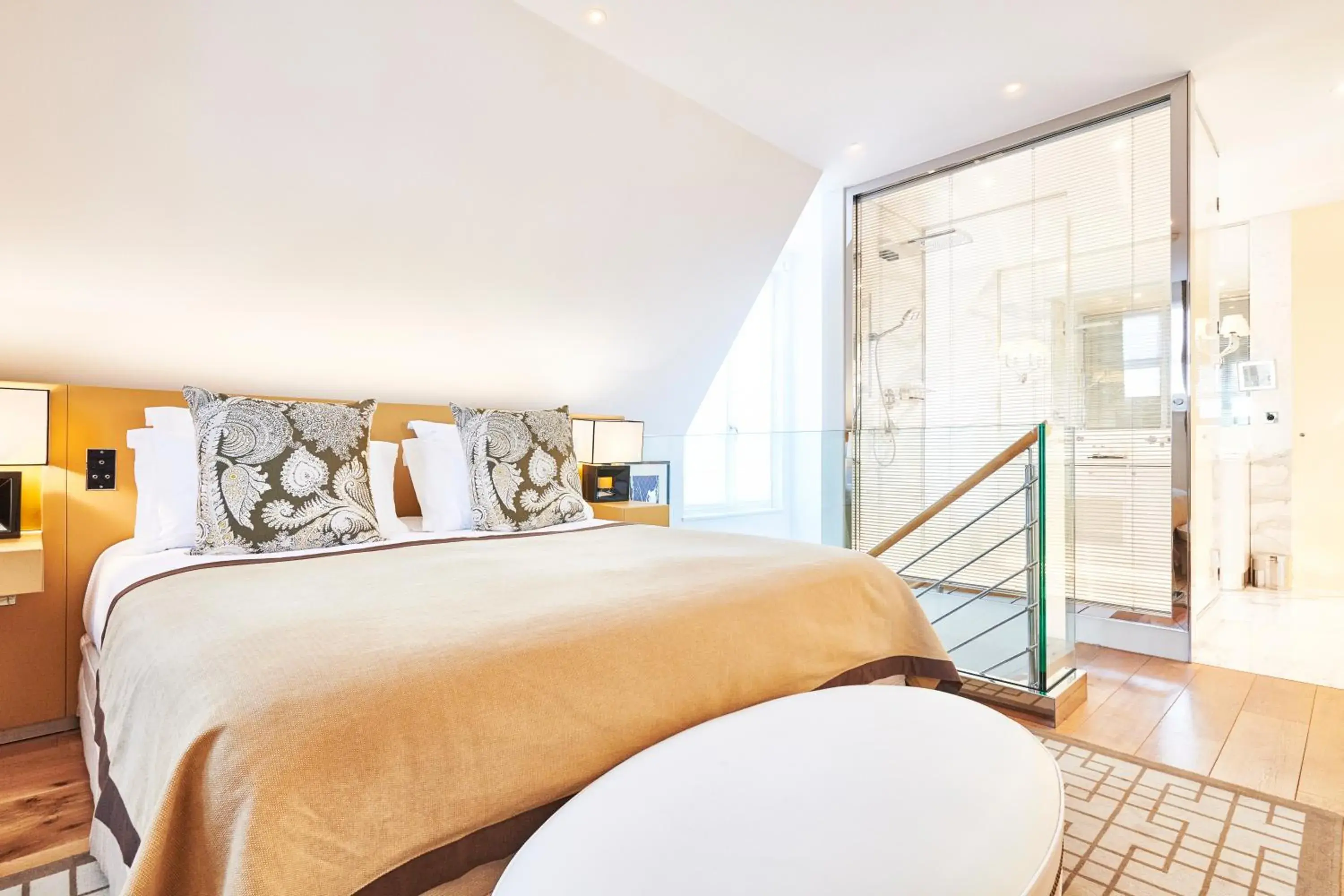 Bedroom, Bed in Grand Hôtel Du Palais Royal Bedroom, Bed in Grand Hôtel Du Palais Royal