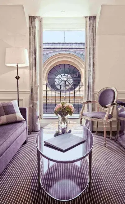 City view in Grand Hôtel Du Palais Royal City view in Grand Hôtel Du Palais Royal