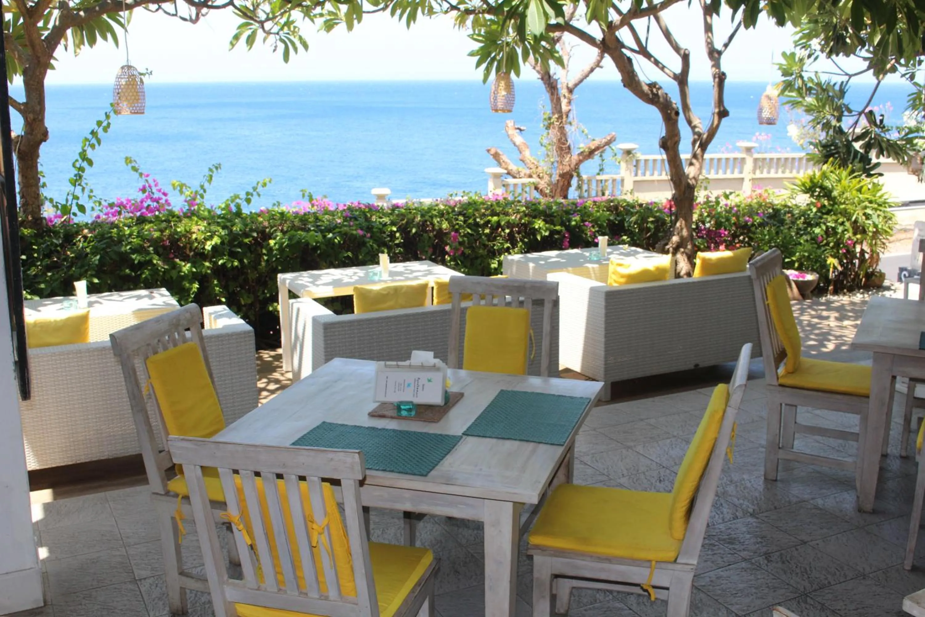 Dining area in Aquaterrace Amed