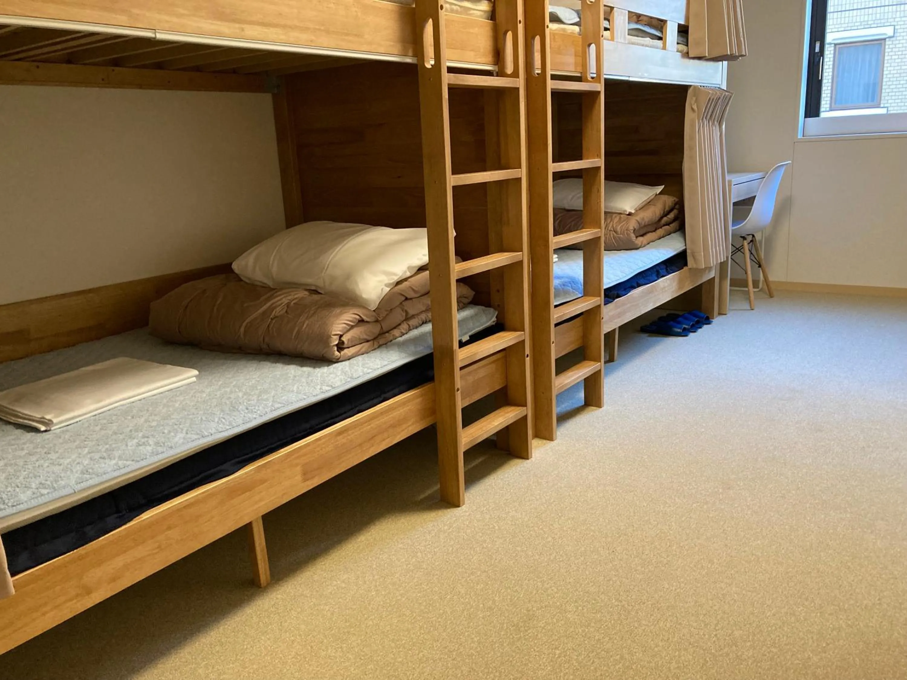 Bed in Tokyo Ueno Youth Hostel