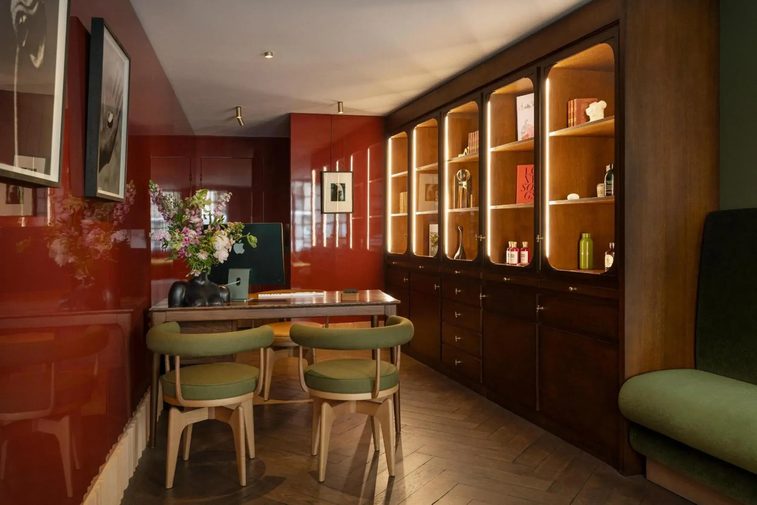 Lobby or reception in Hôtel De Buci Lobby or reception in Hôtel De Buci