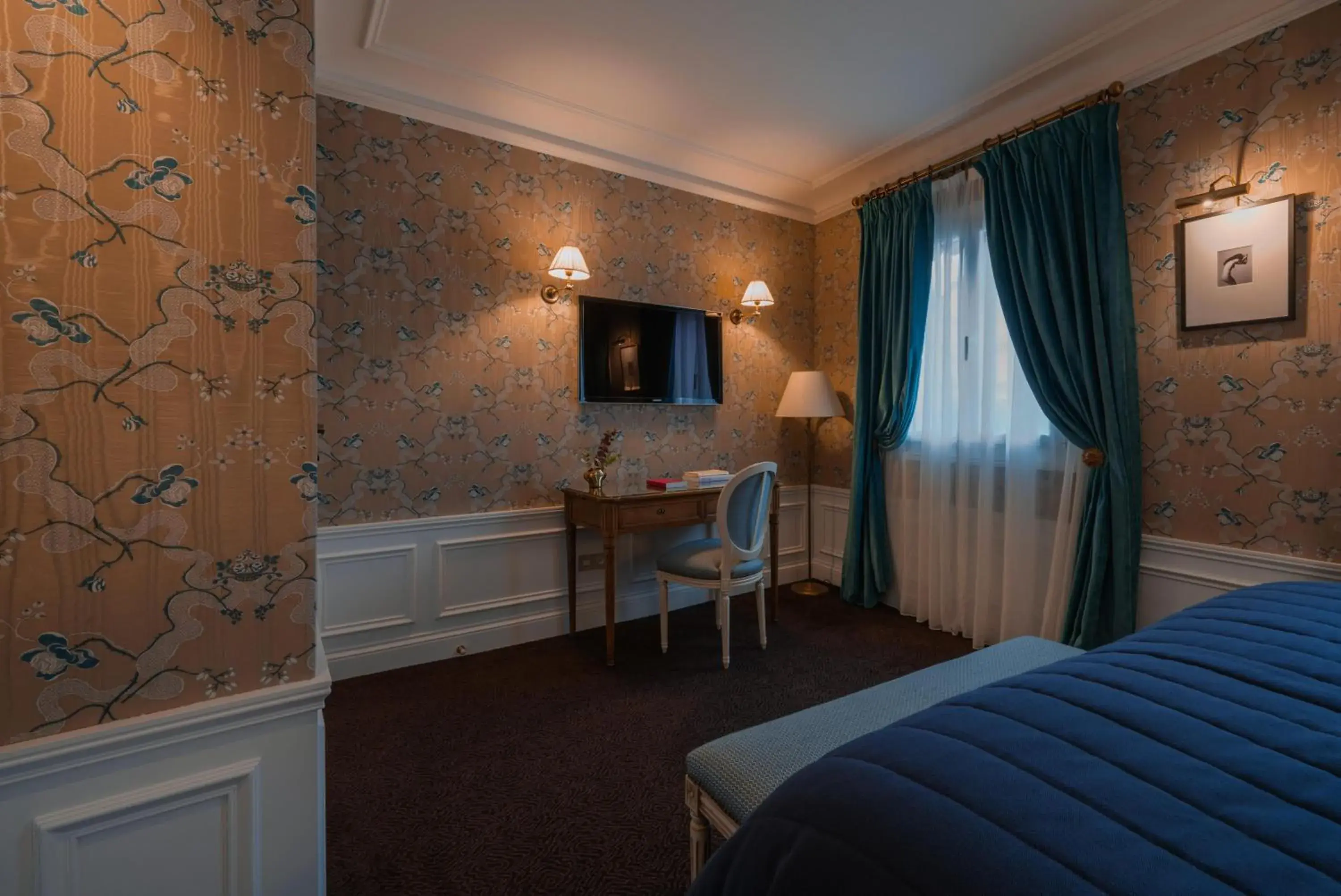 Bed in Hôtel De Buci Bed in Hôtel De Buci