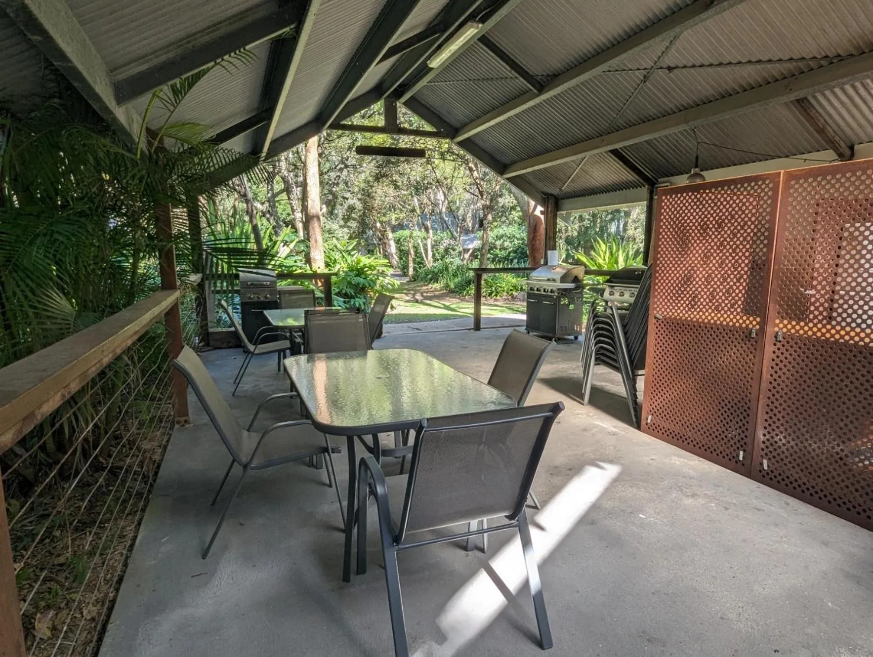 BBQ facilities in The Oasis at One Mile Beach
