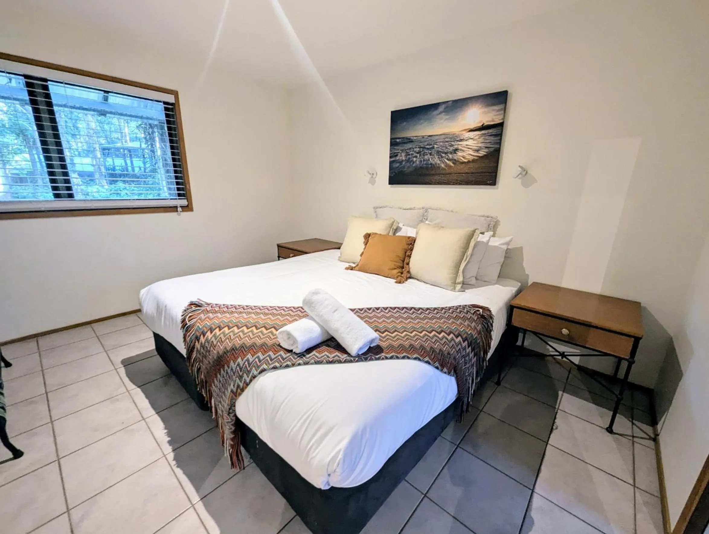 Bedroom, Bed in The Oasis at One Mile Beach