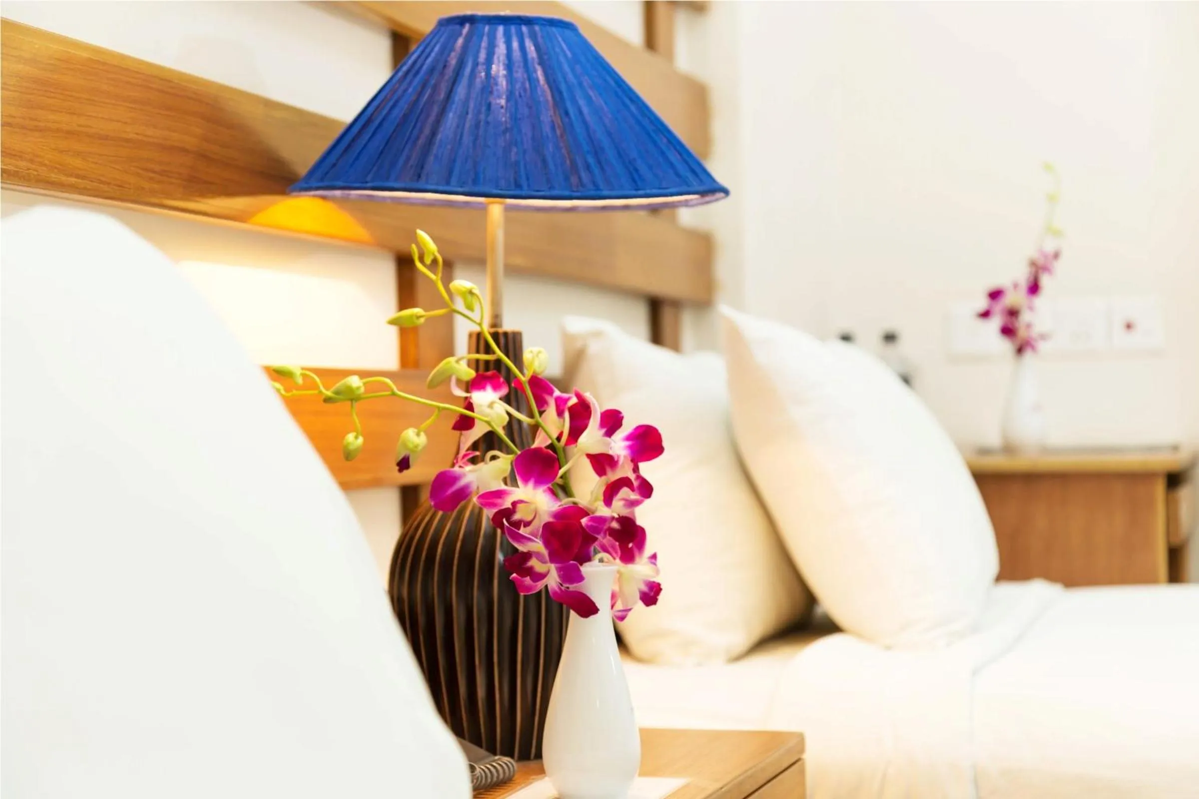 Decorative detail, Bed in Dhaka Golden Inn - Banani'Lakeside