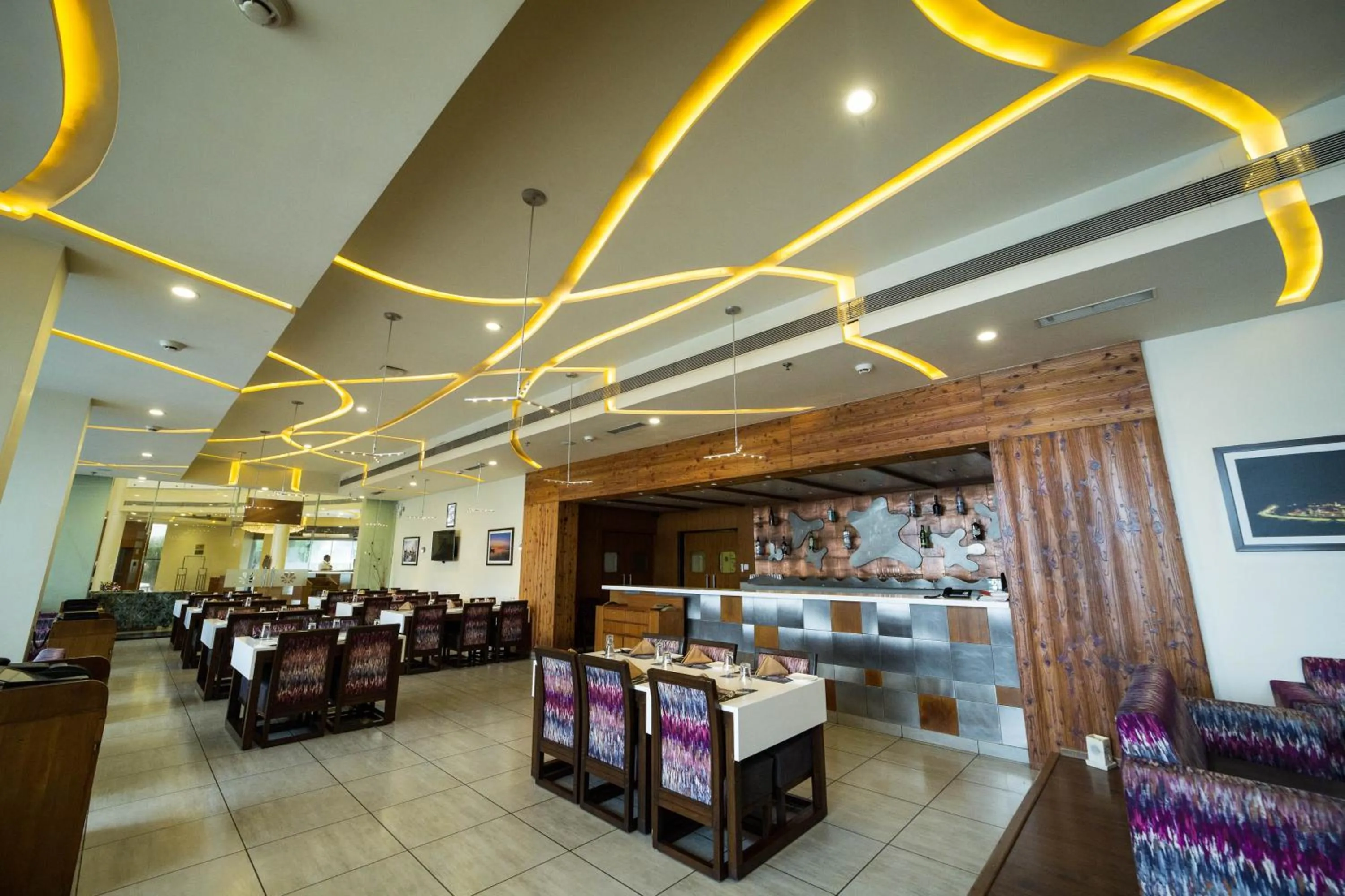 Restaurant/places to eat in The Gold Beach Resort