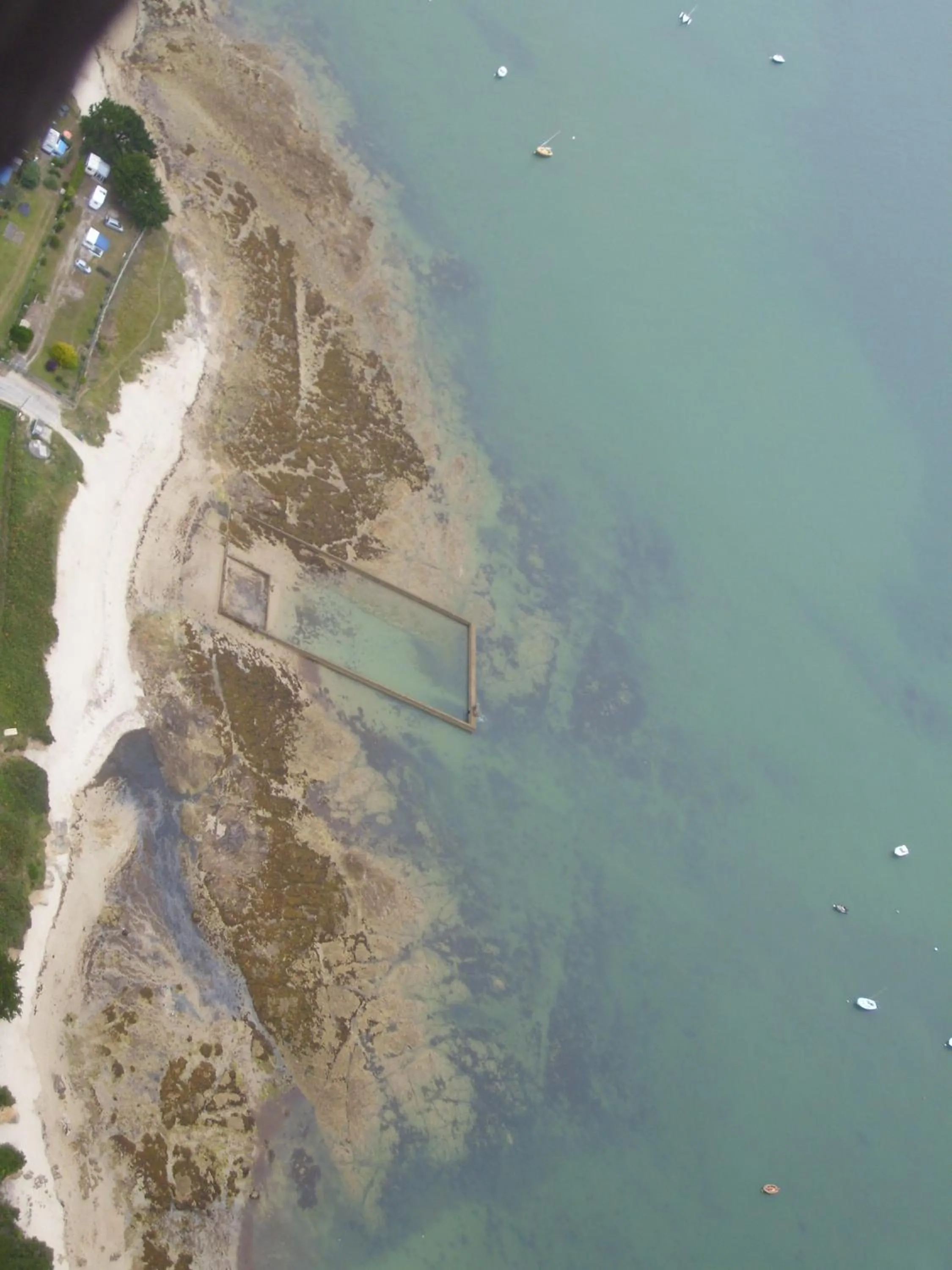 Beach in Hôtel du Petit Matelot