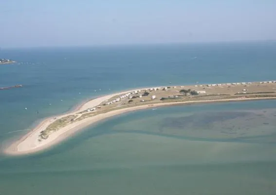 On site in Hôtel du Petit Matelot