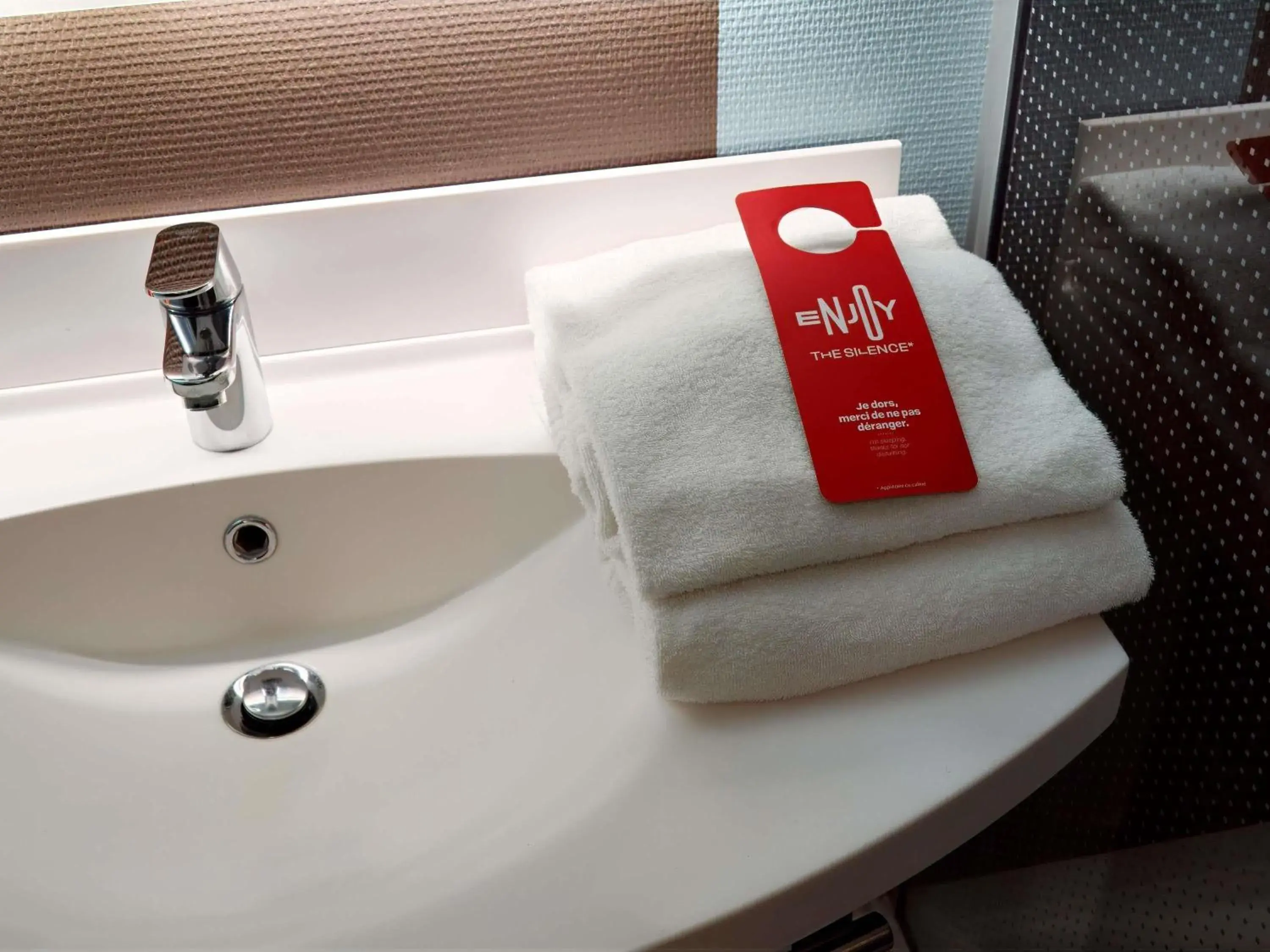 Bedroom in ibis Amboise Bedroom in ibis Amboise